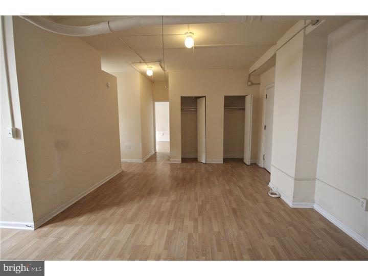 AVENUE OF THE ARTS - Residential Lease