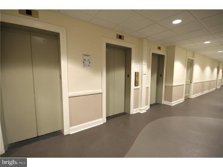 AVENUE OF THE ARTS - Residential Lease