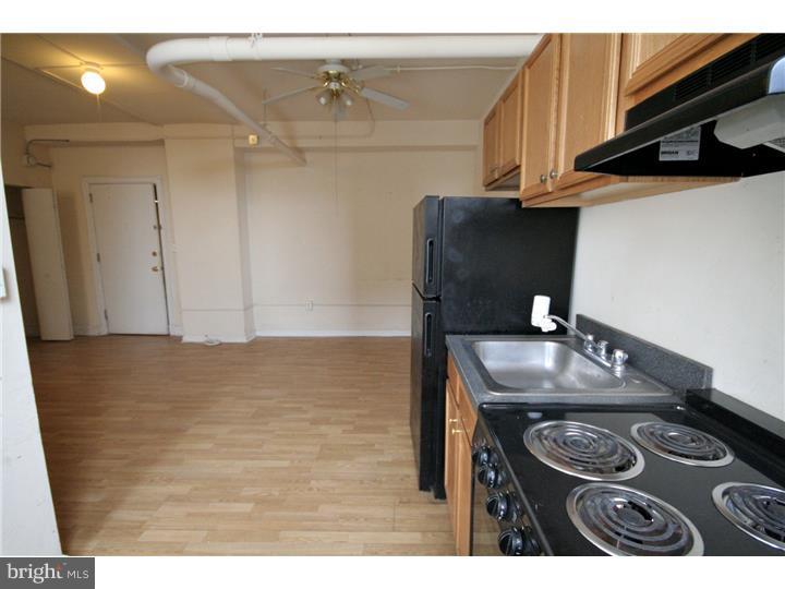 AVENUE OF THE ARTS - Residential Lease