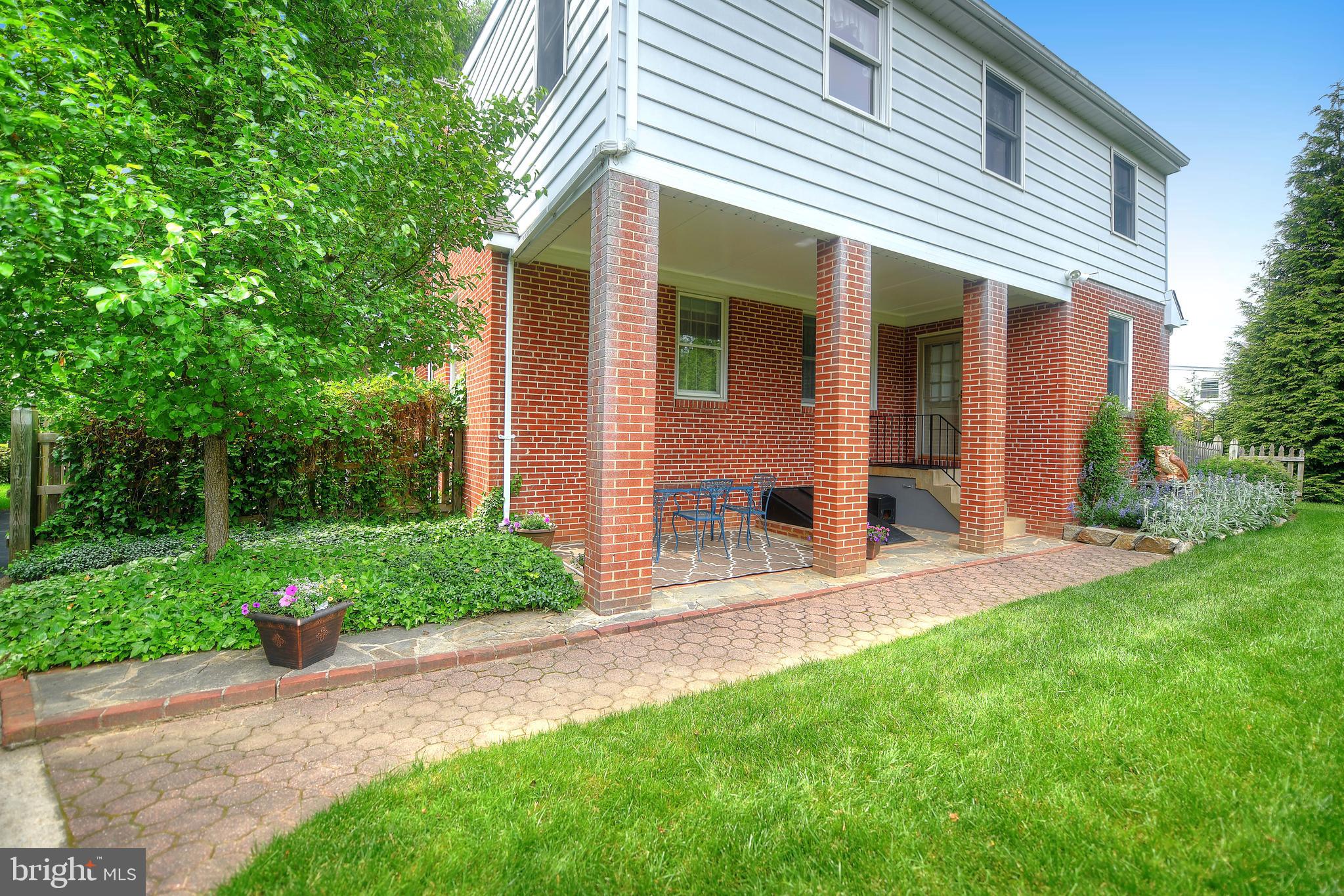 KINGSVILLE - Residential