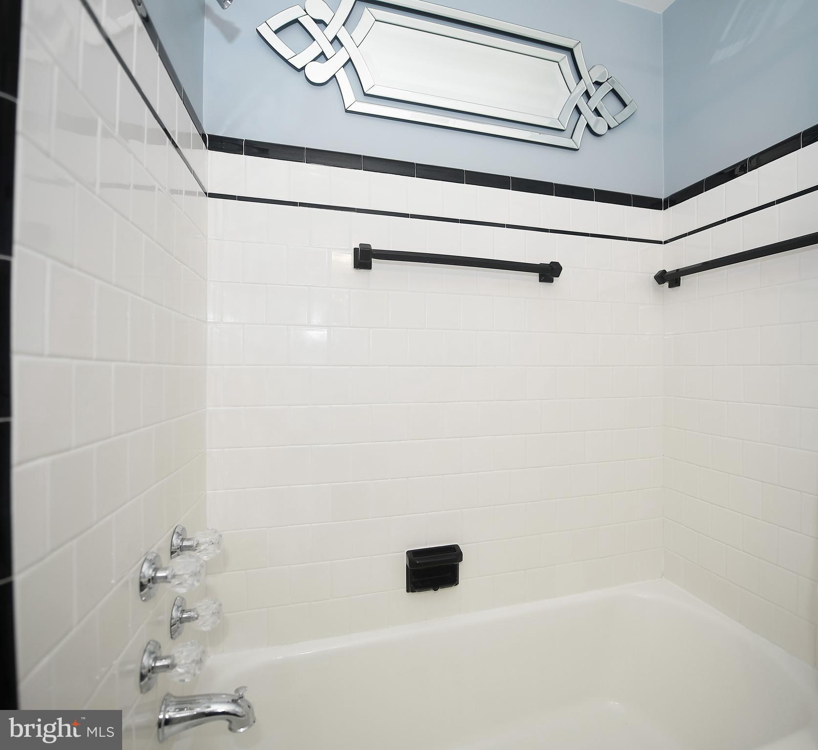 KINGSVILLE - Residential