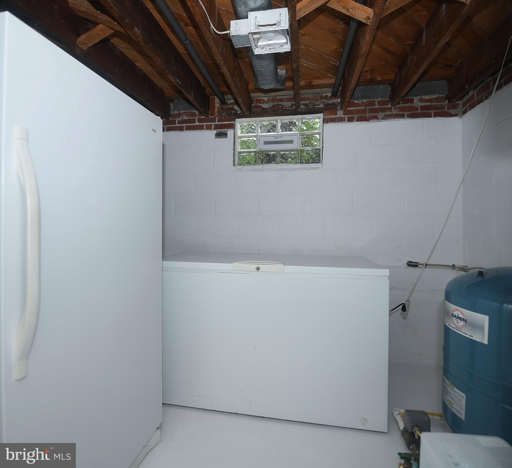 KINGSVILLE - Residential