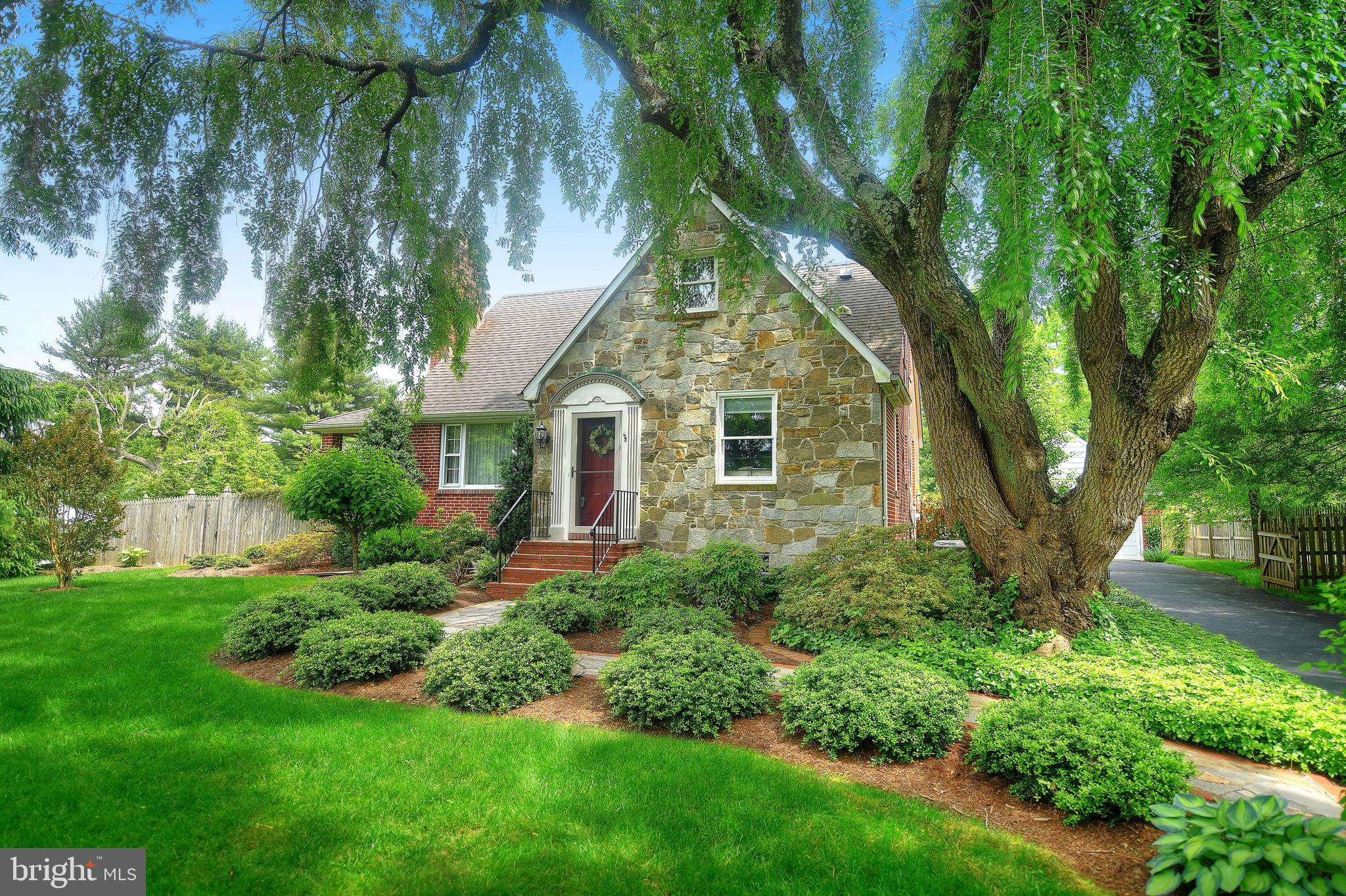 KINGSVILLE - Residential