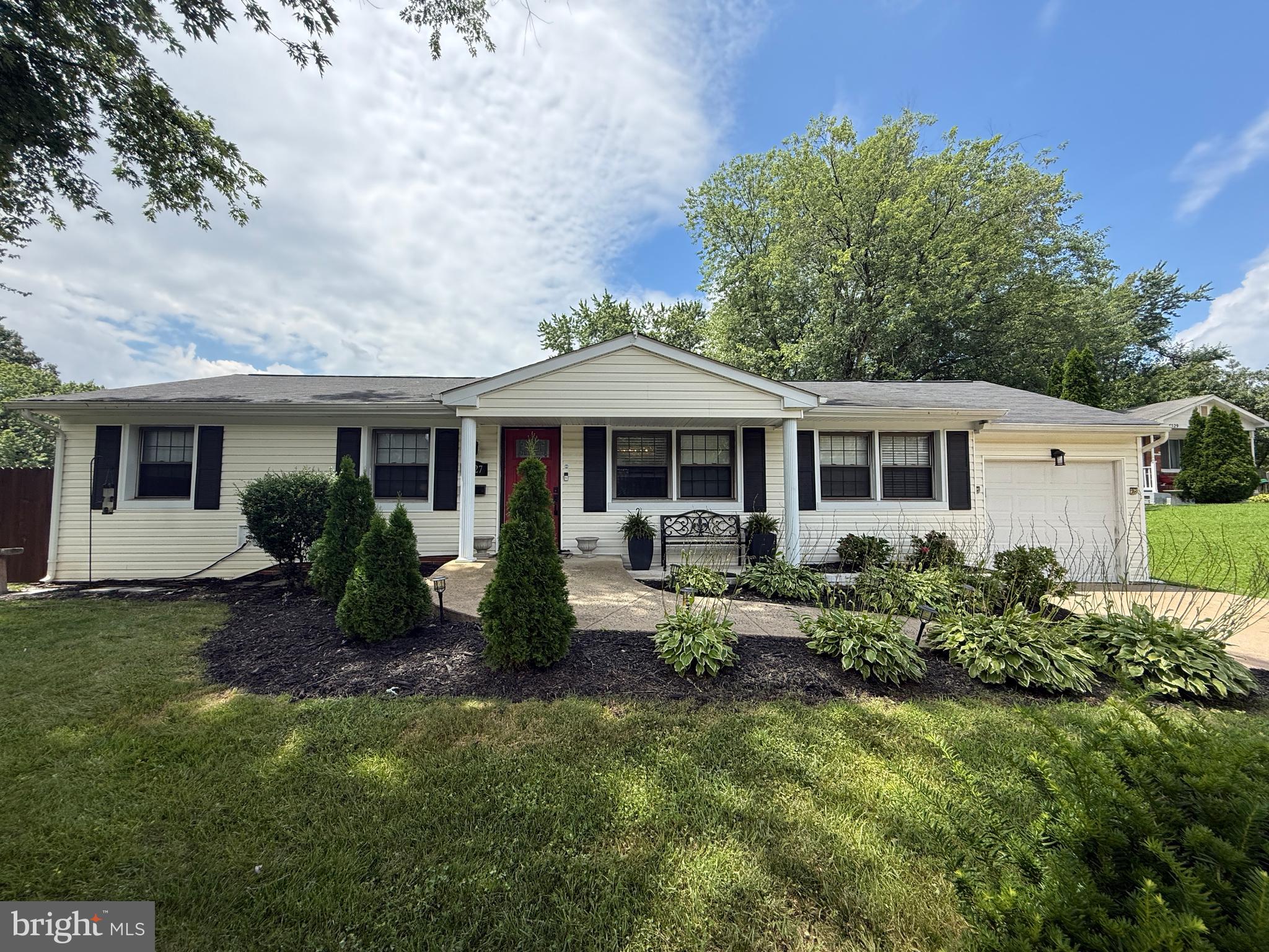 4527 HAZELTON DRIVE