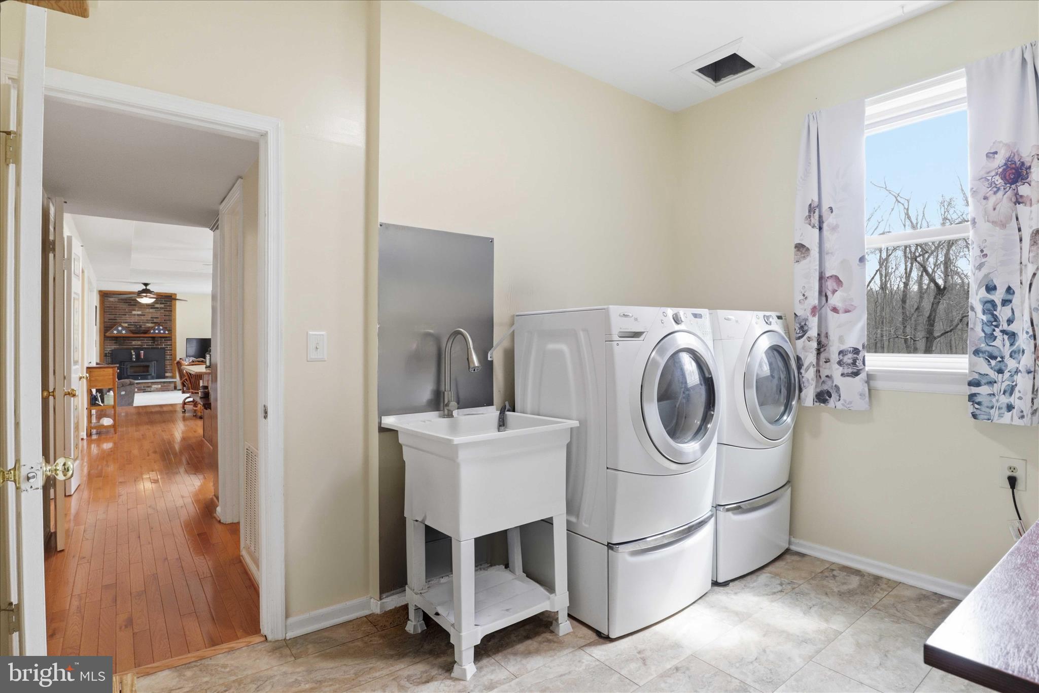 CANNON BLUFF - Residential