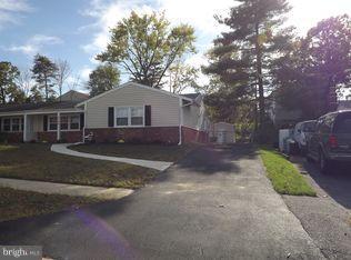 CHADWICK MANOR - Residential