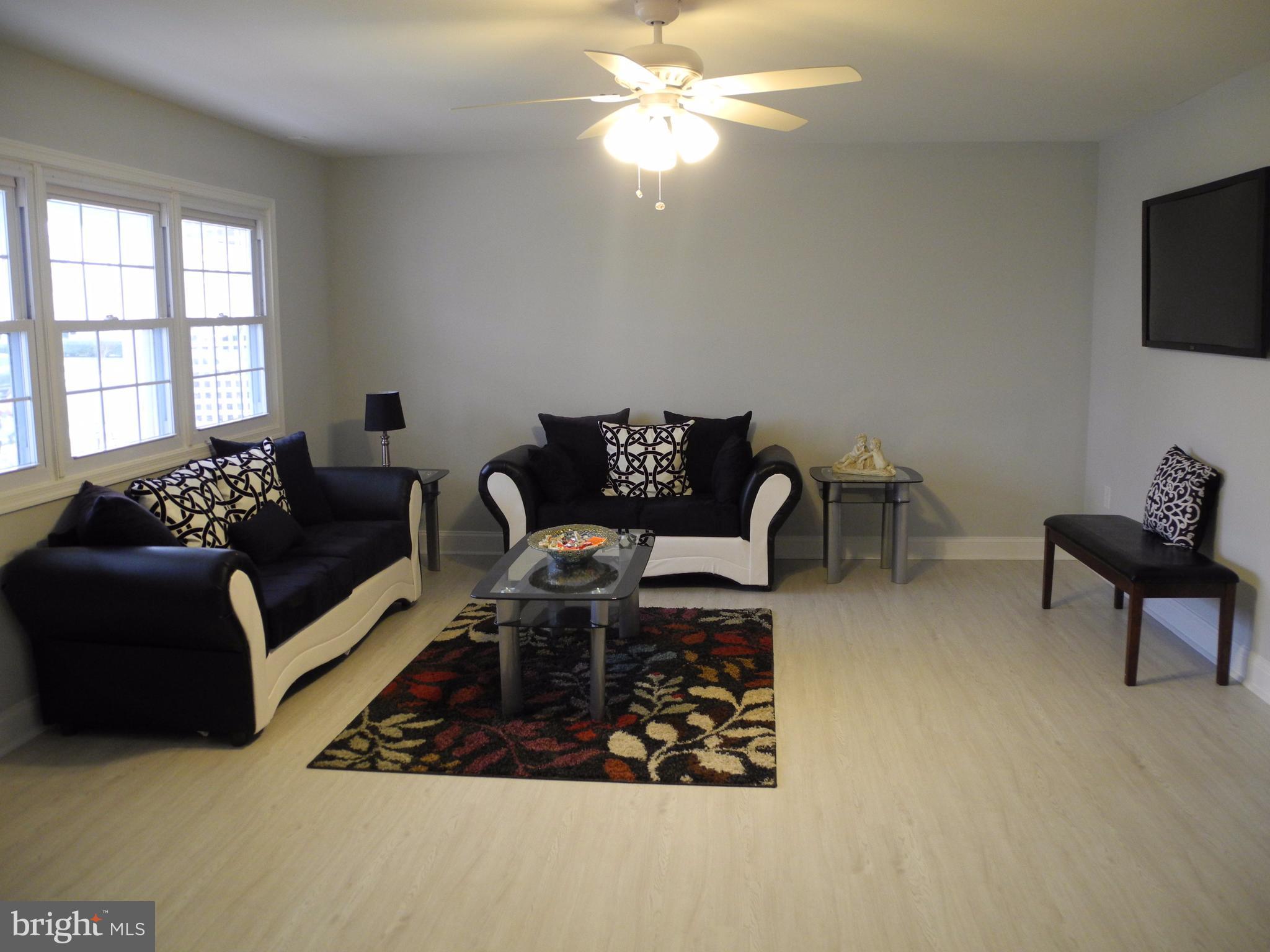 CHADWICK MANOR - Residential