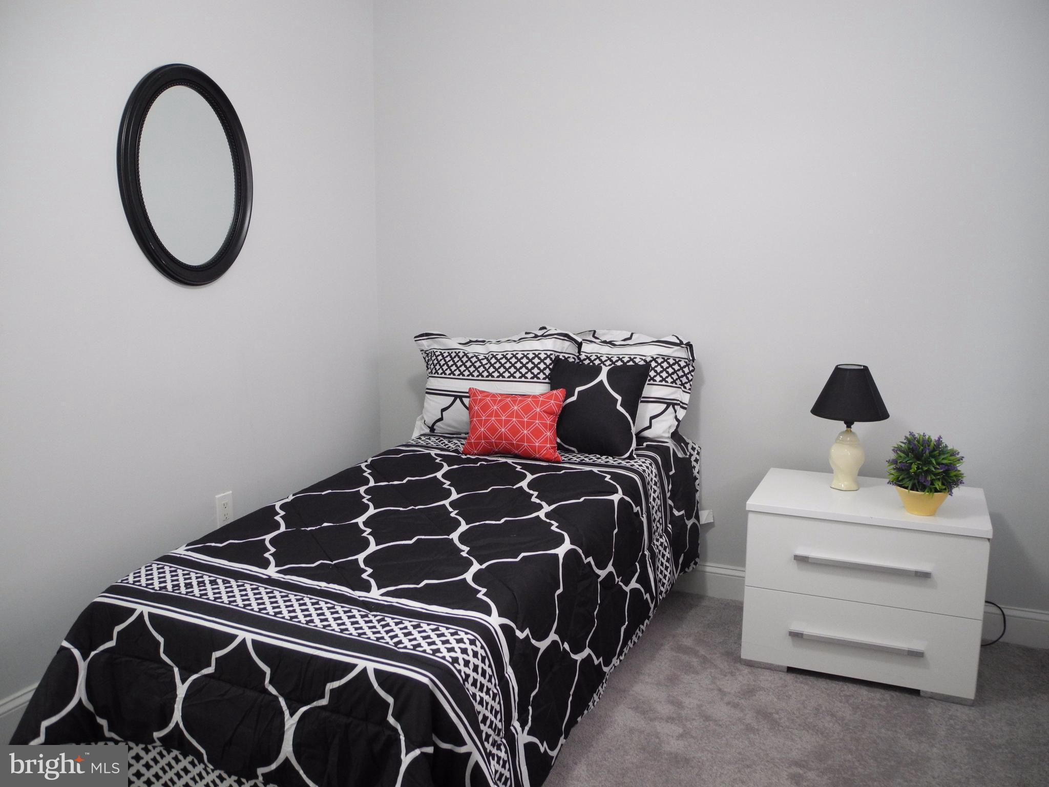 CHADWICK MANOR - Residential