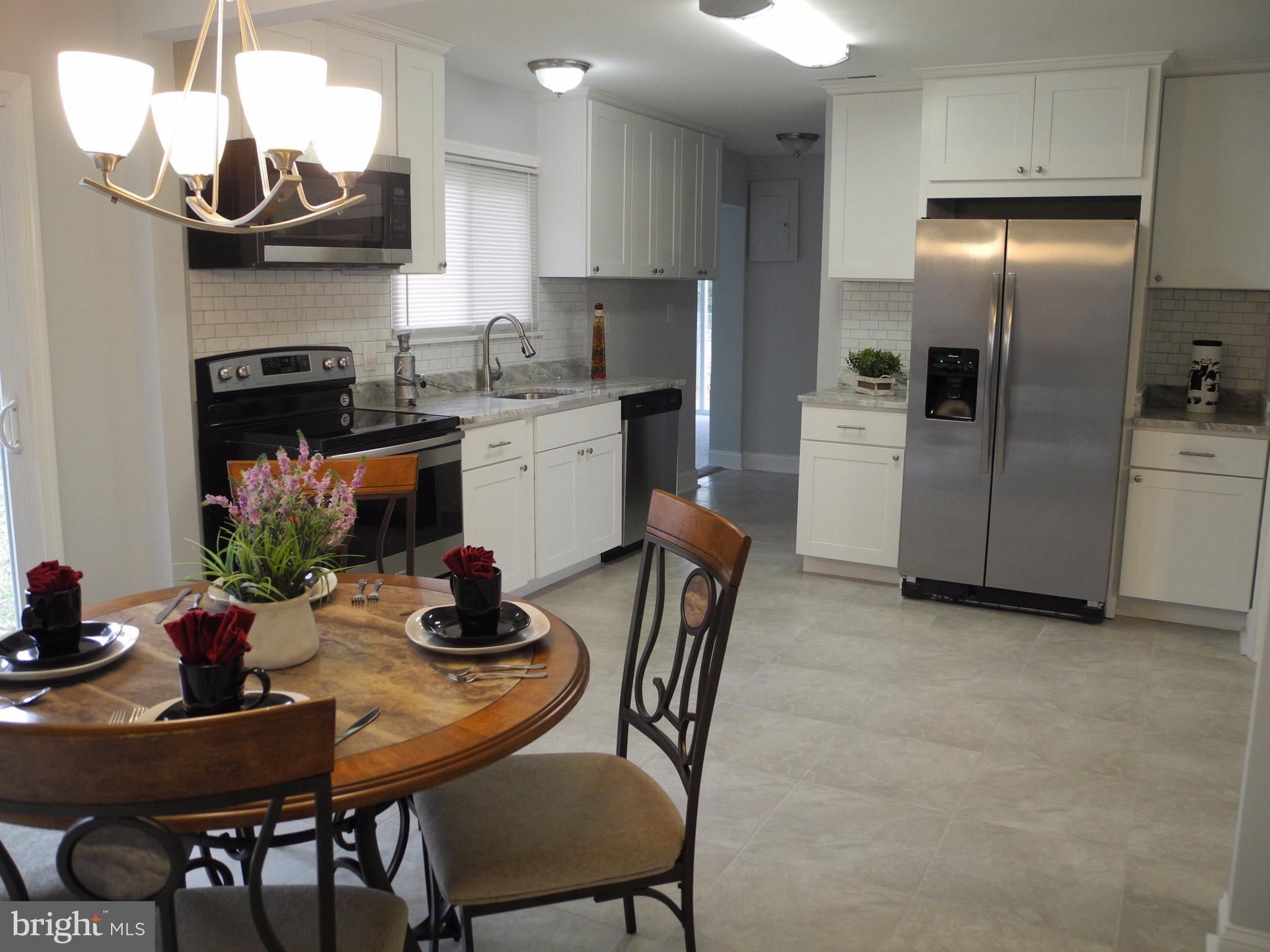 CHADWICK MANOR - Residential