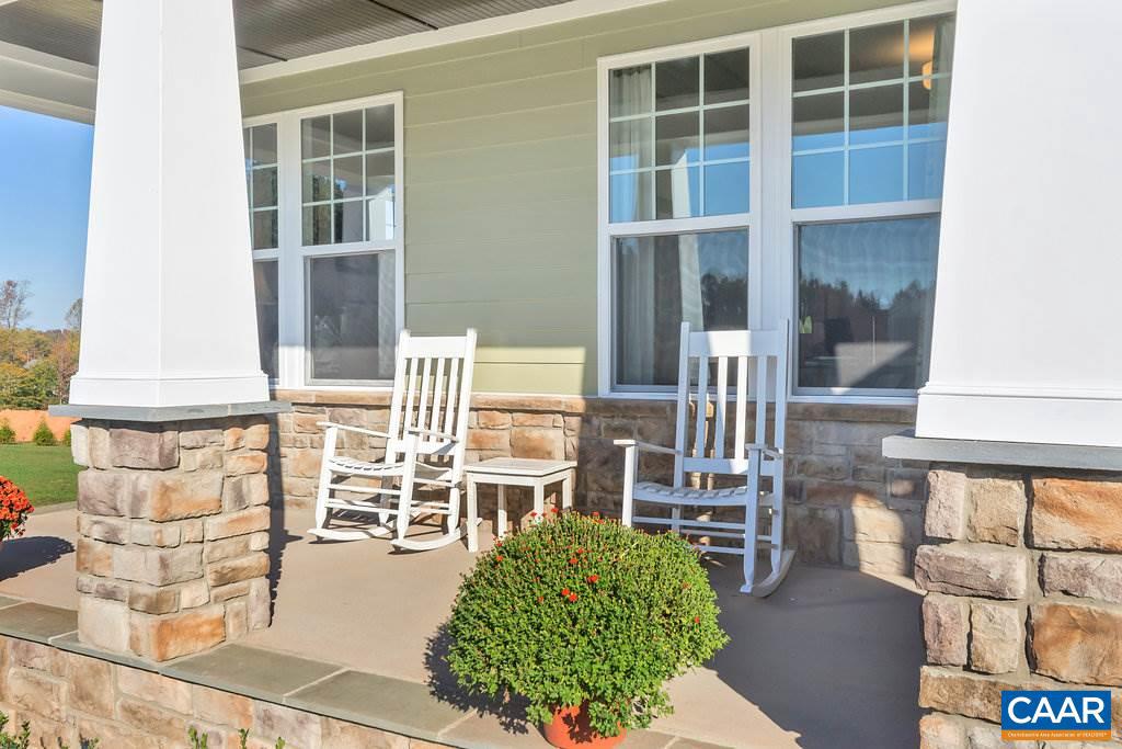 SPRING CREEK - Residential