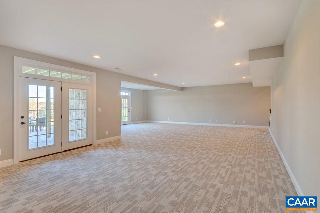 SPRING CREEK - Residential