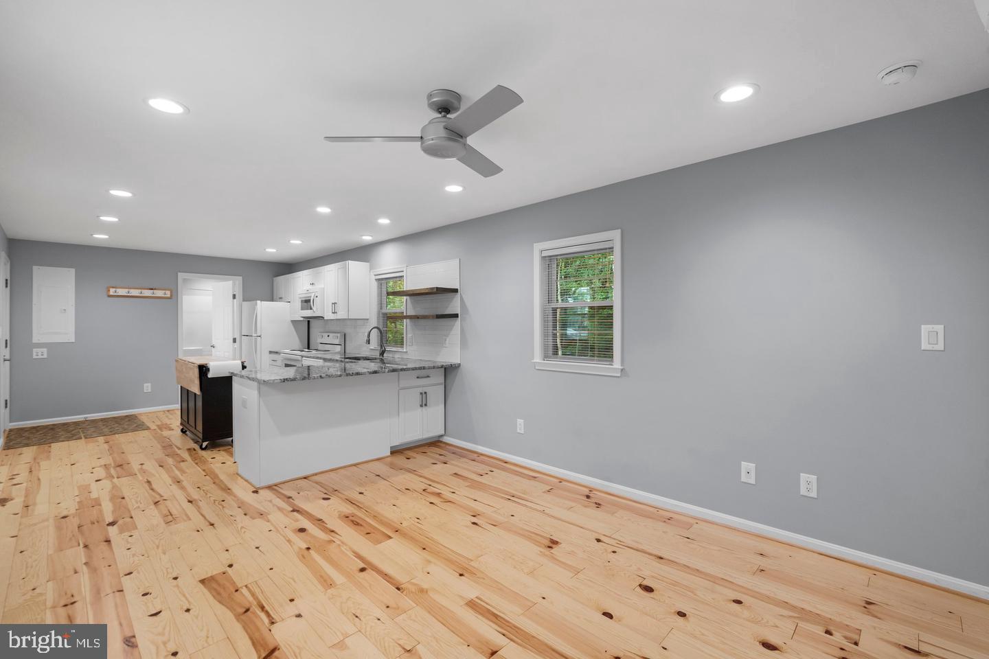 44600 TALL TIMBERS ROAD UNIT B