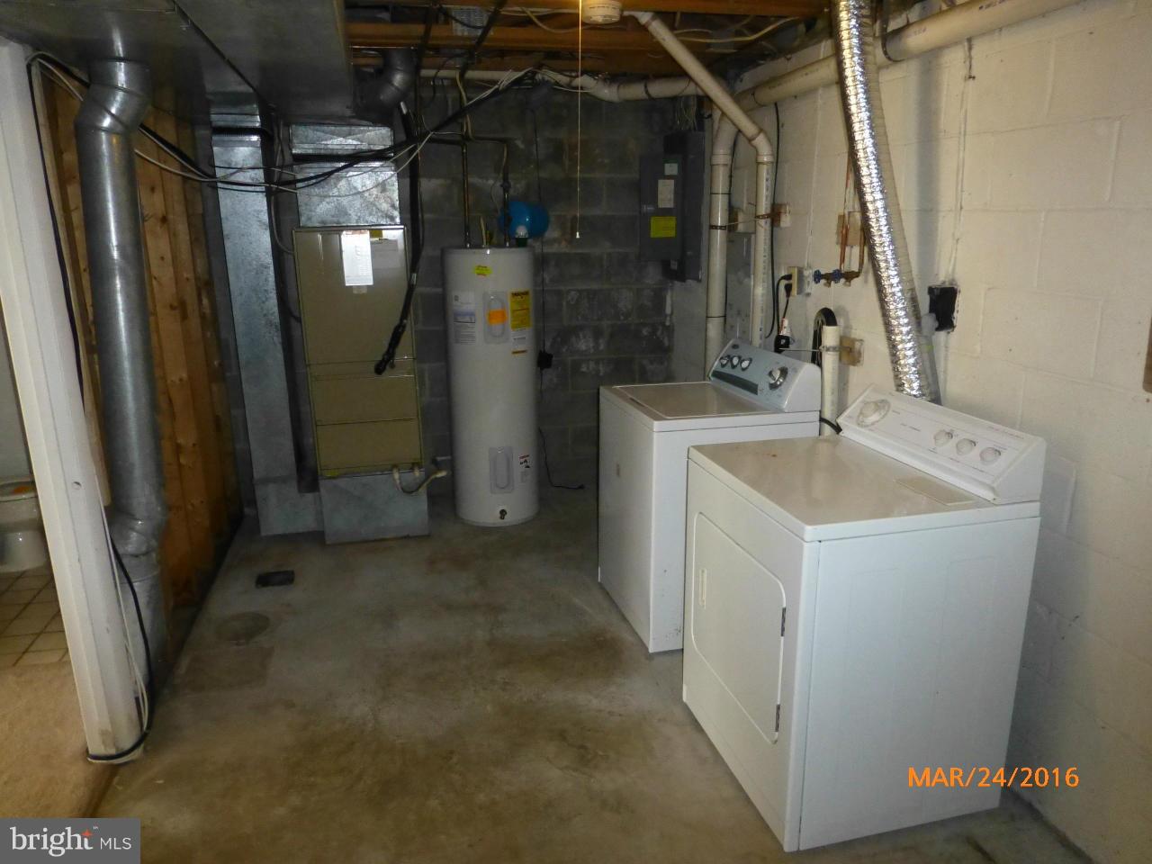 ROLLING CREST - Residential