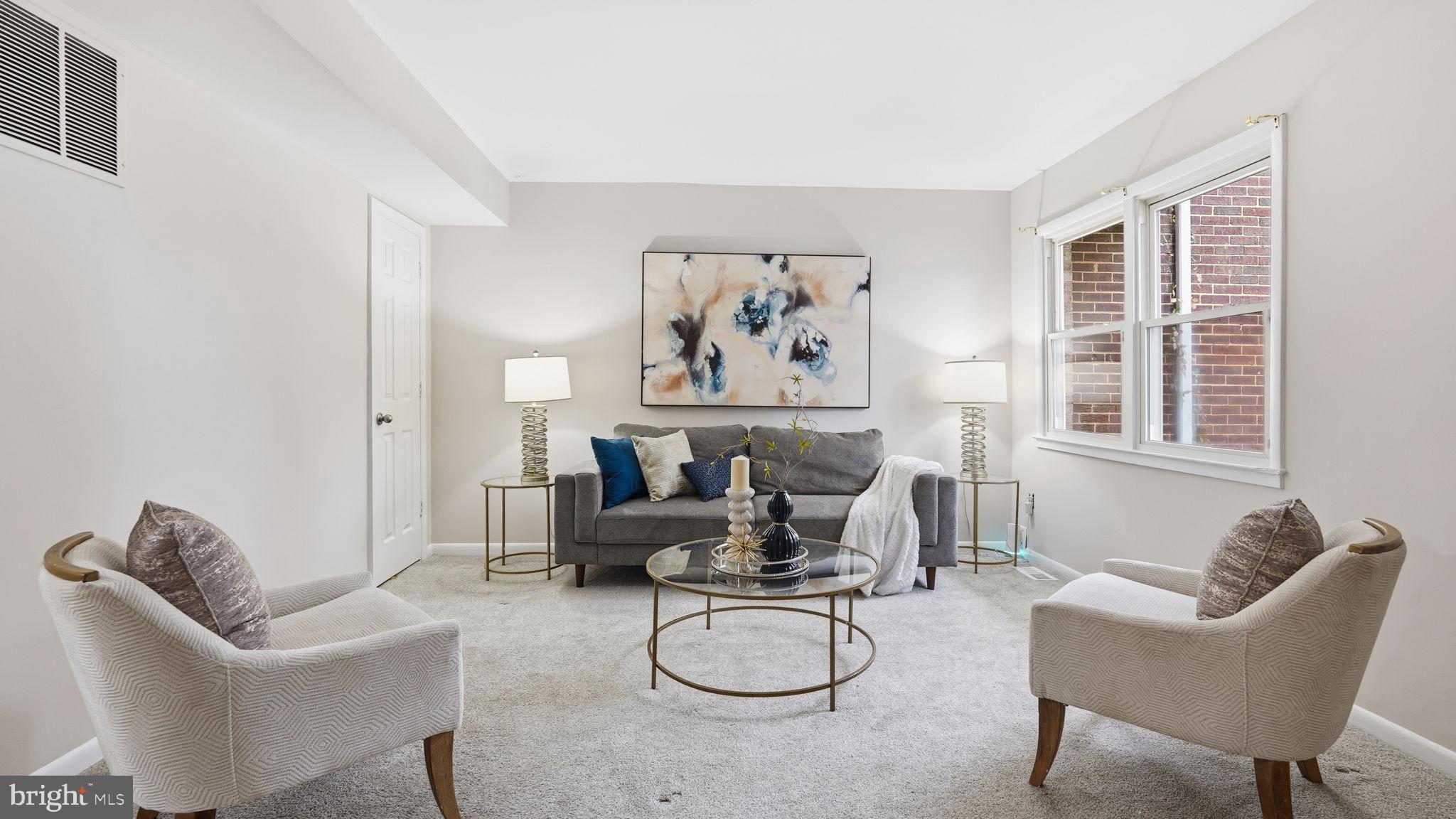 DALE CITY - Residential