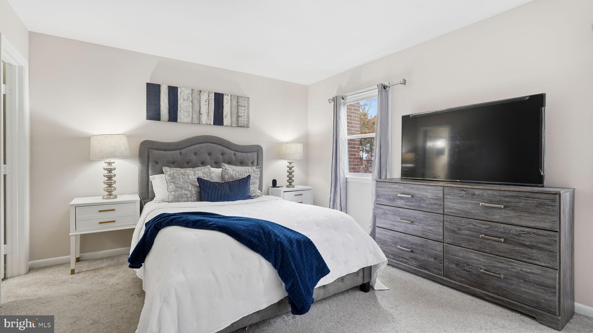 DALE CITY - Residential