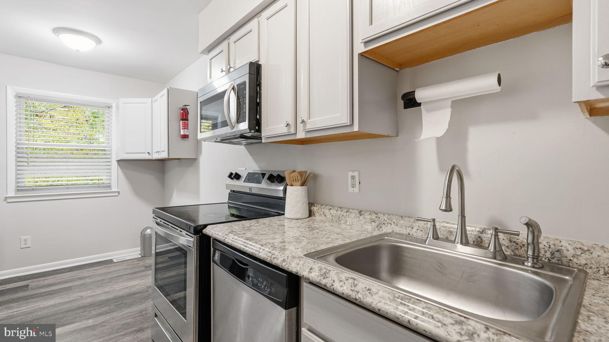 DALE CITY - Residential