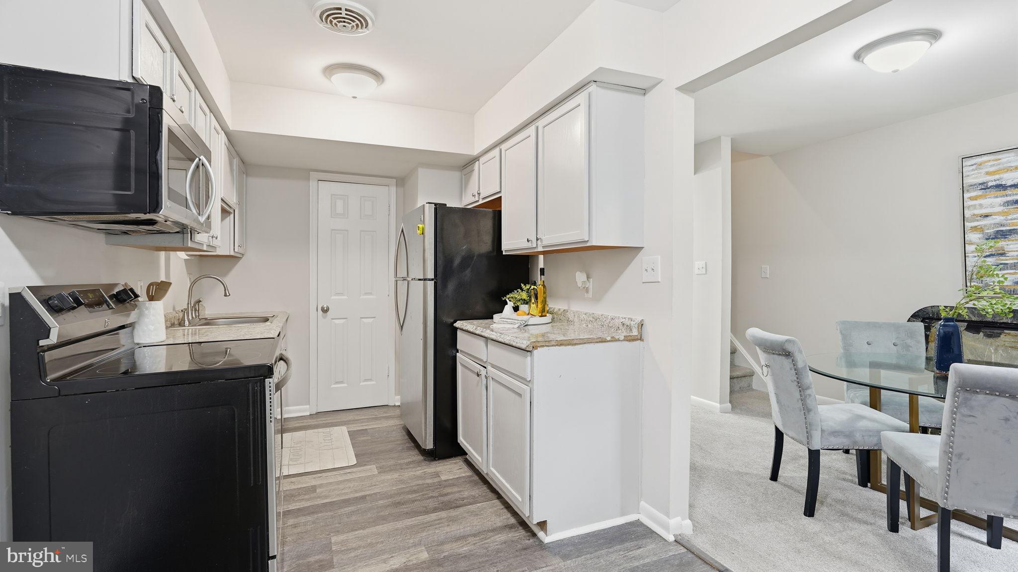 DALE CITY - Residential