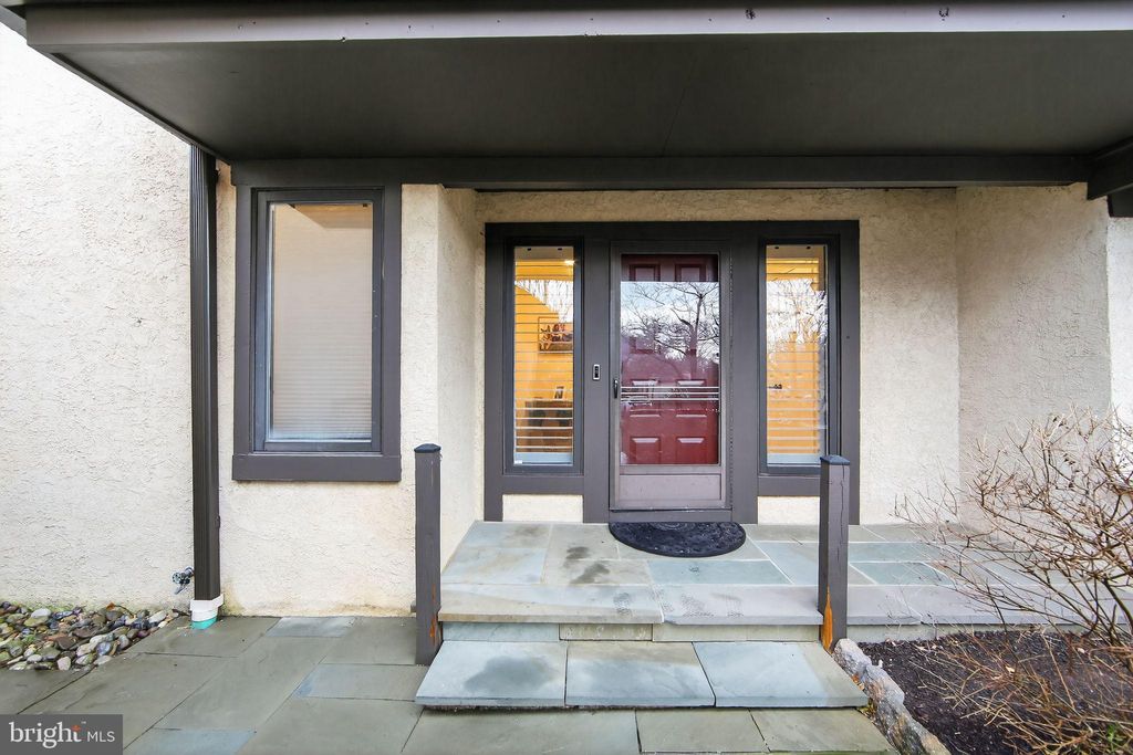 Photo of 932 Hedgerow Court, BLUE BELL, PA 19422 (MLS # PAMC2162000)