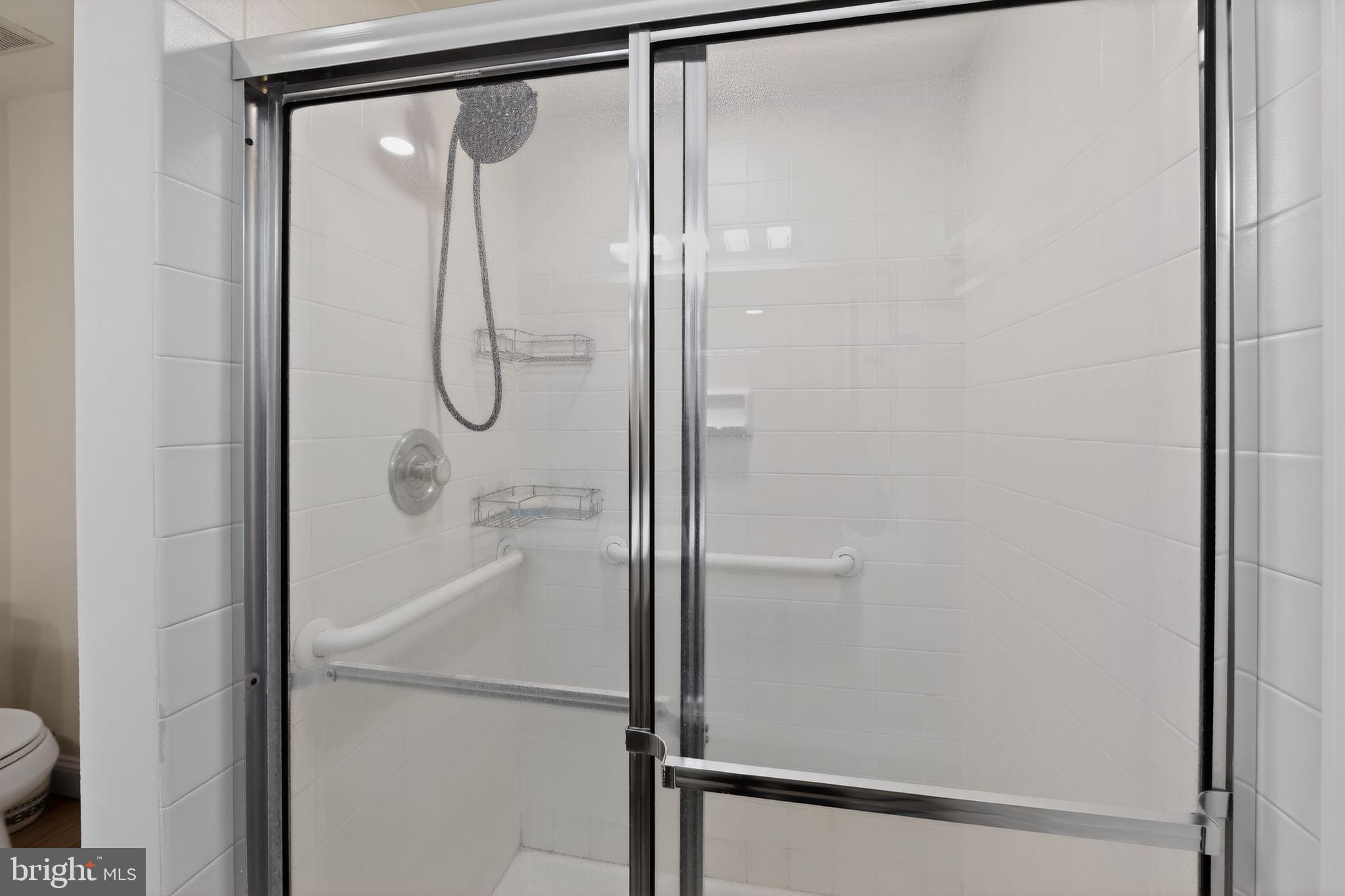 STEEPLECHASE - Residential