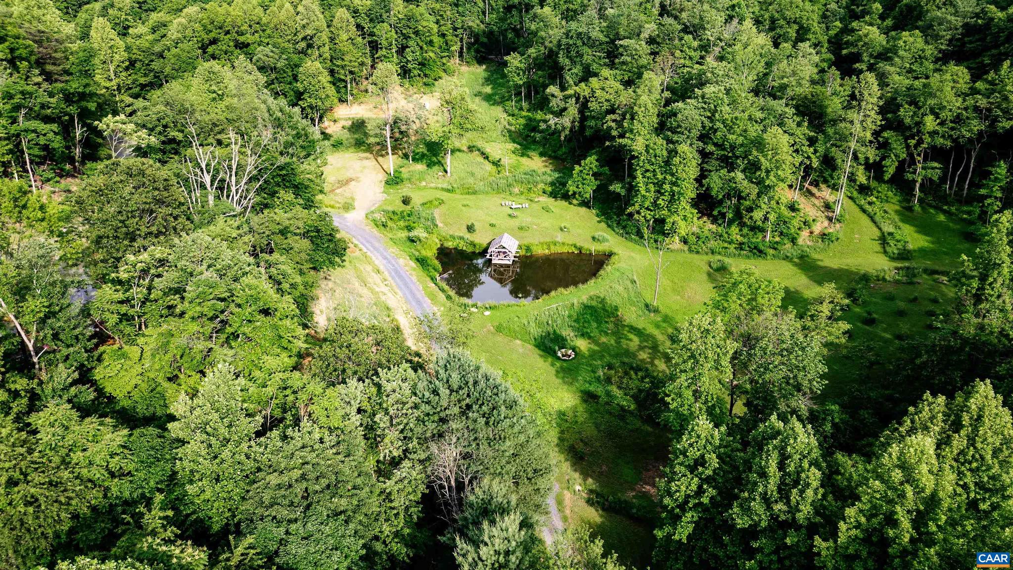 1390 PERKINS HOLLOW LN