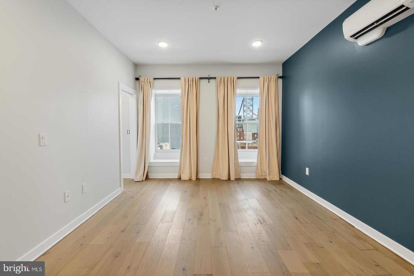 OLD CITY - Residential Lease