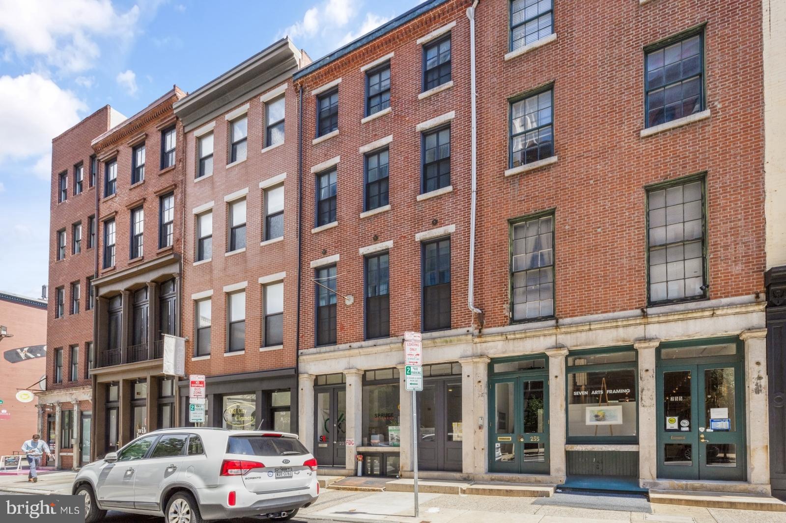 OLD CITY - Residential Lease