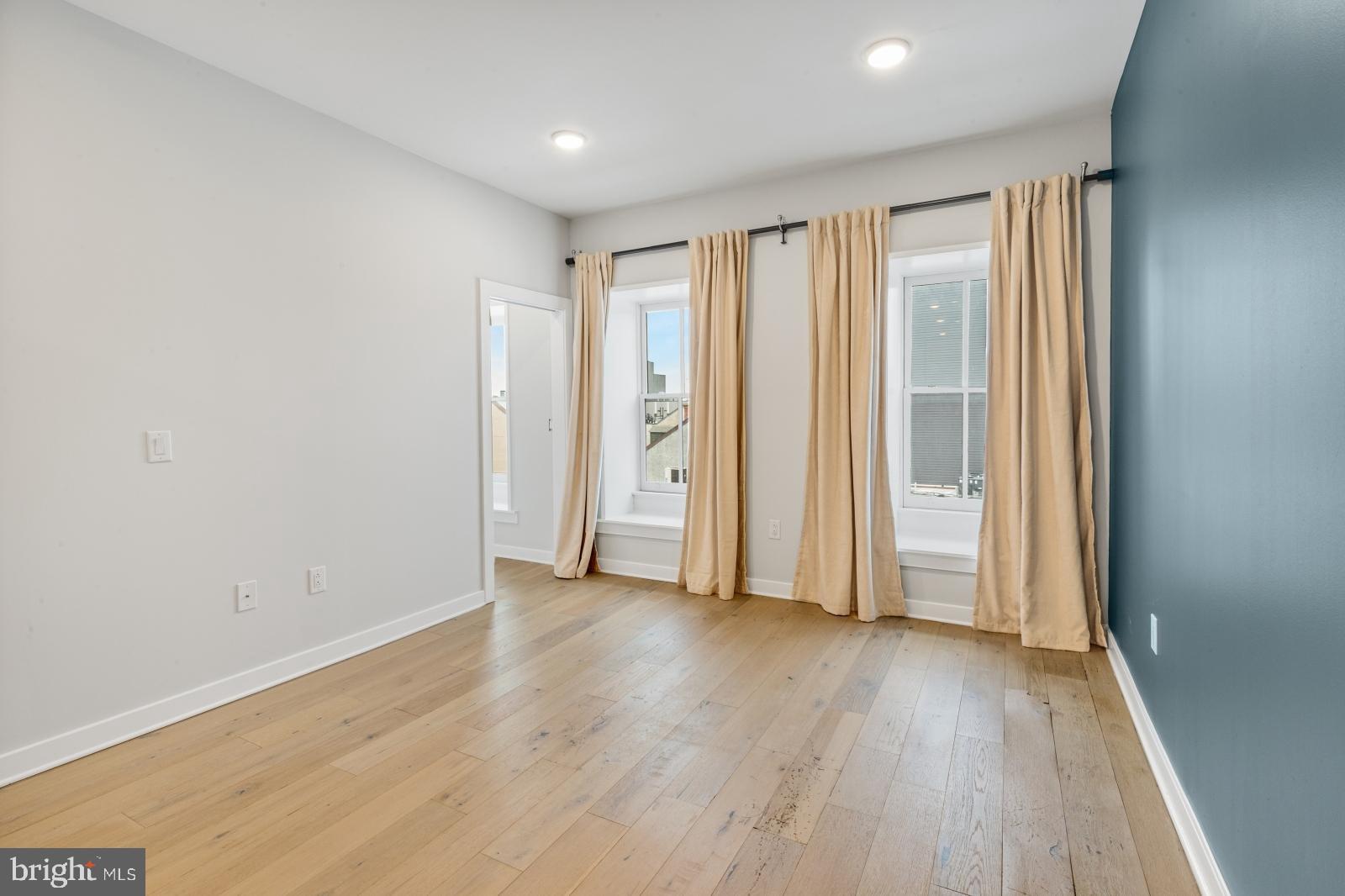 OLD CITY - Residential Lease