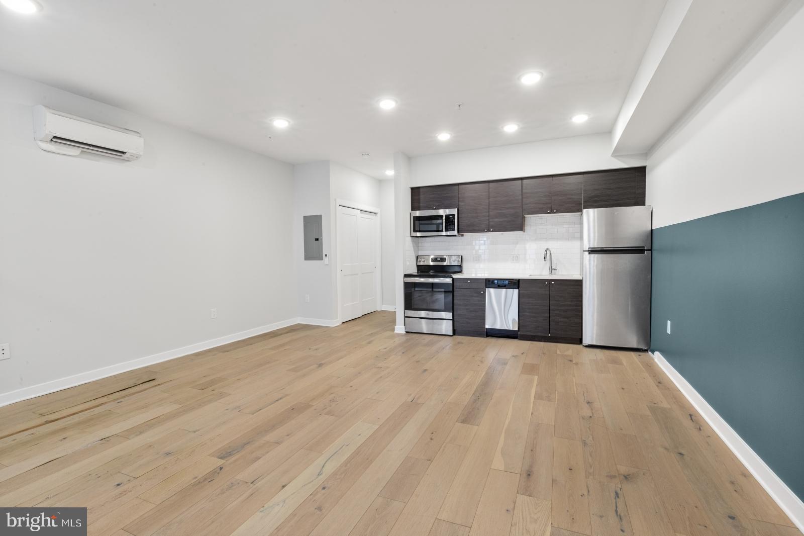 OLD CITY - Residential Lease