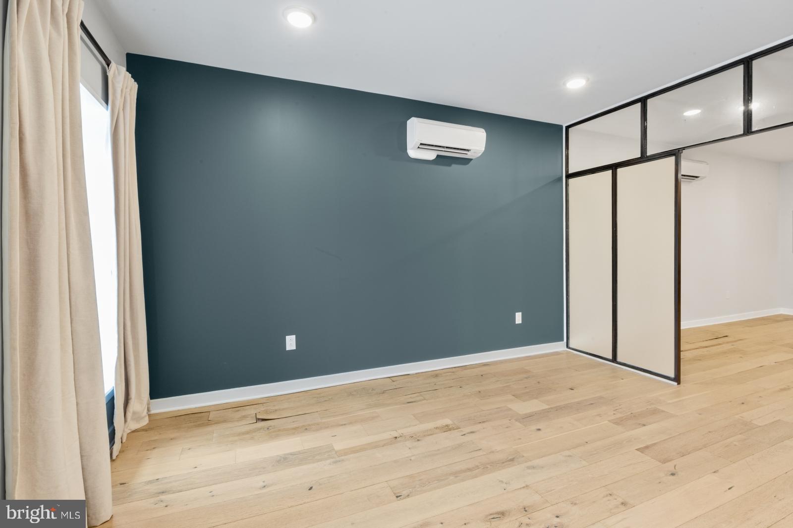 OLD CITY - Residential Lease