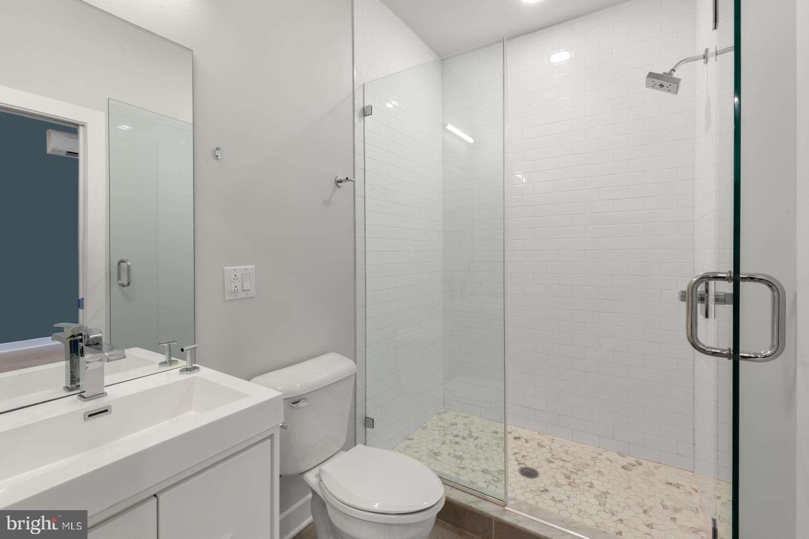 OLD CITY - Residential Lease