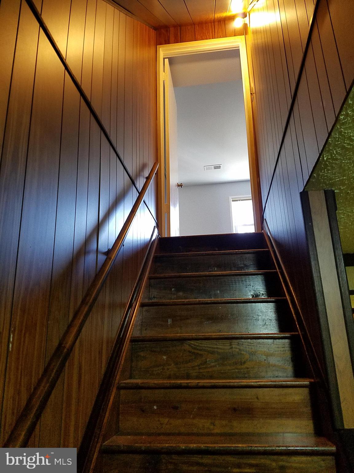 LAKE BRADDOCK - Residential