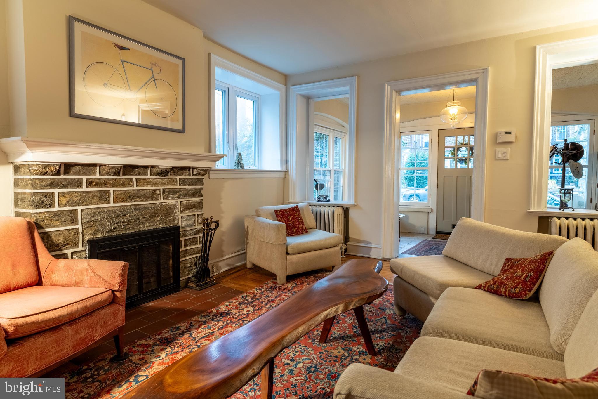 CHESTNUT HILL - Residential