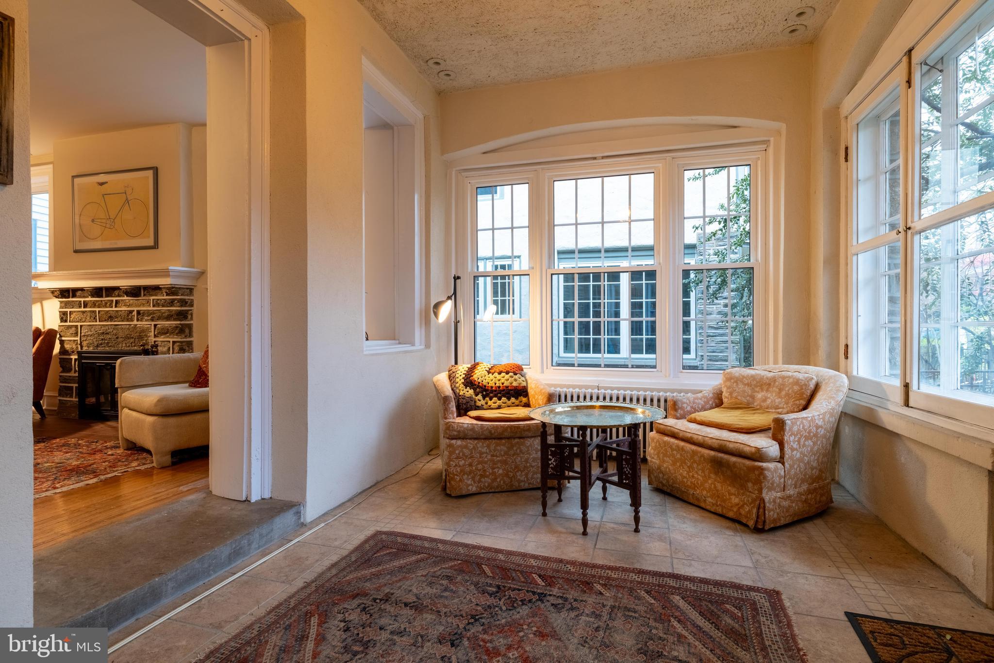 CHESTNUT HILL - Residential