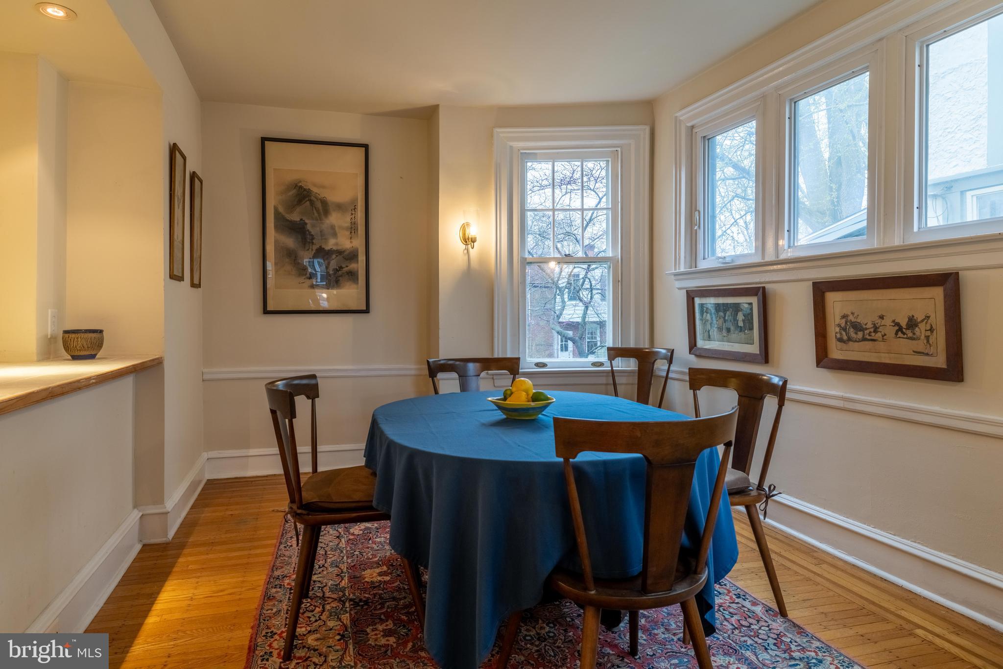 CHESTNUT HILL - Residential