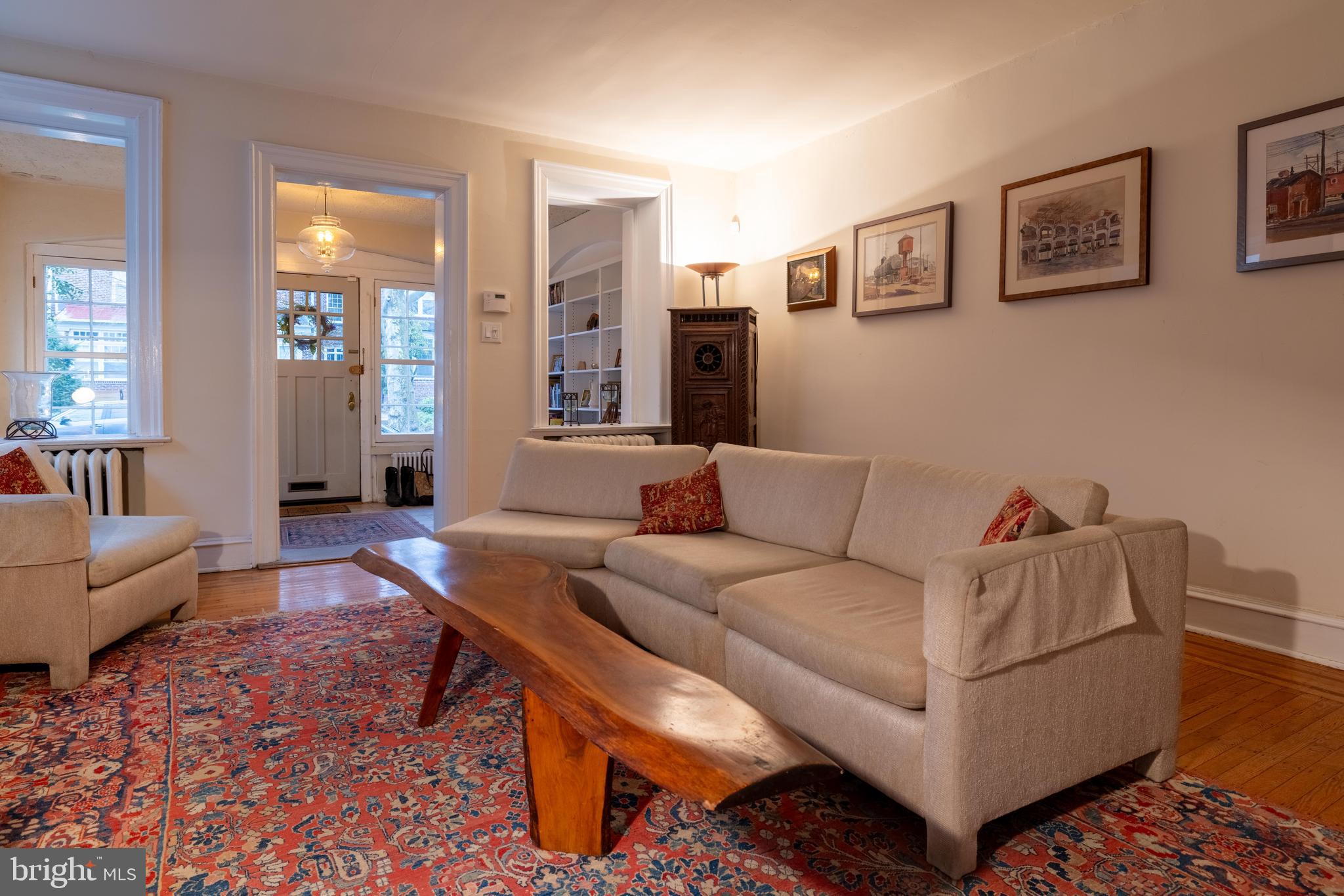 CHESTNUT HILL - Residential