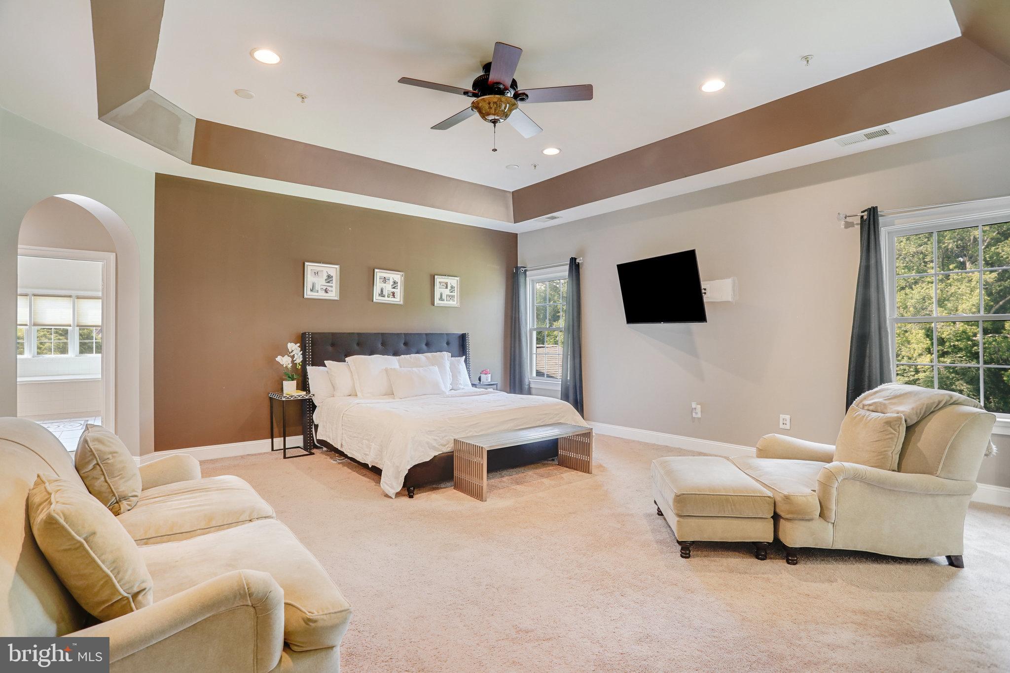 HAMPTONS AT WOODMORE - Residential