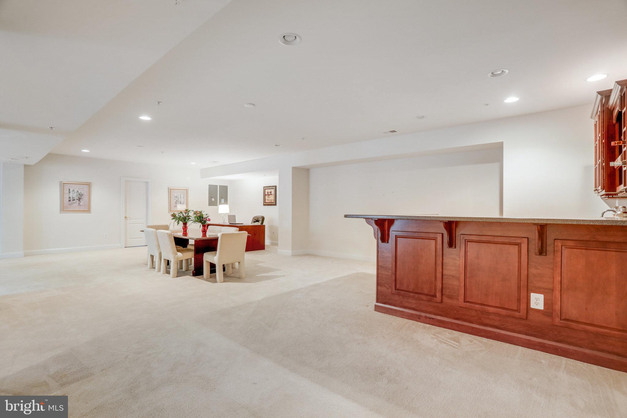 HAMPTONS AT WOODMORE - Residential