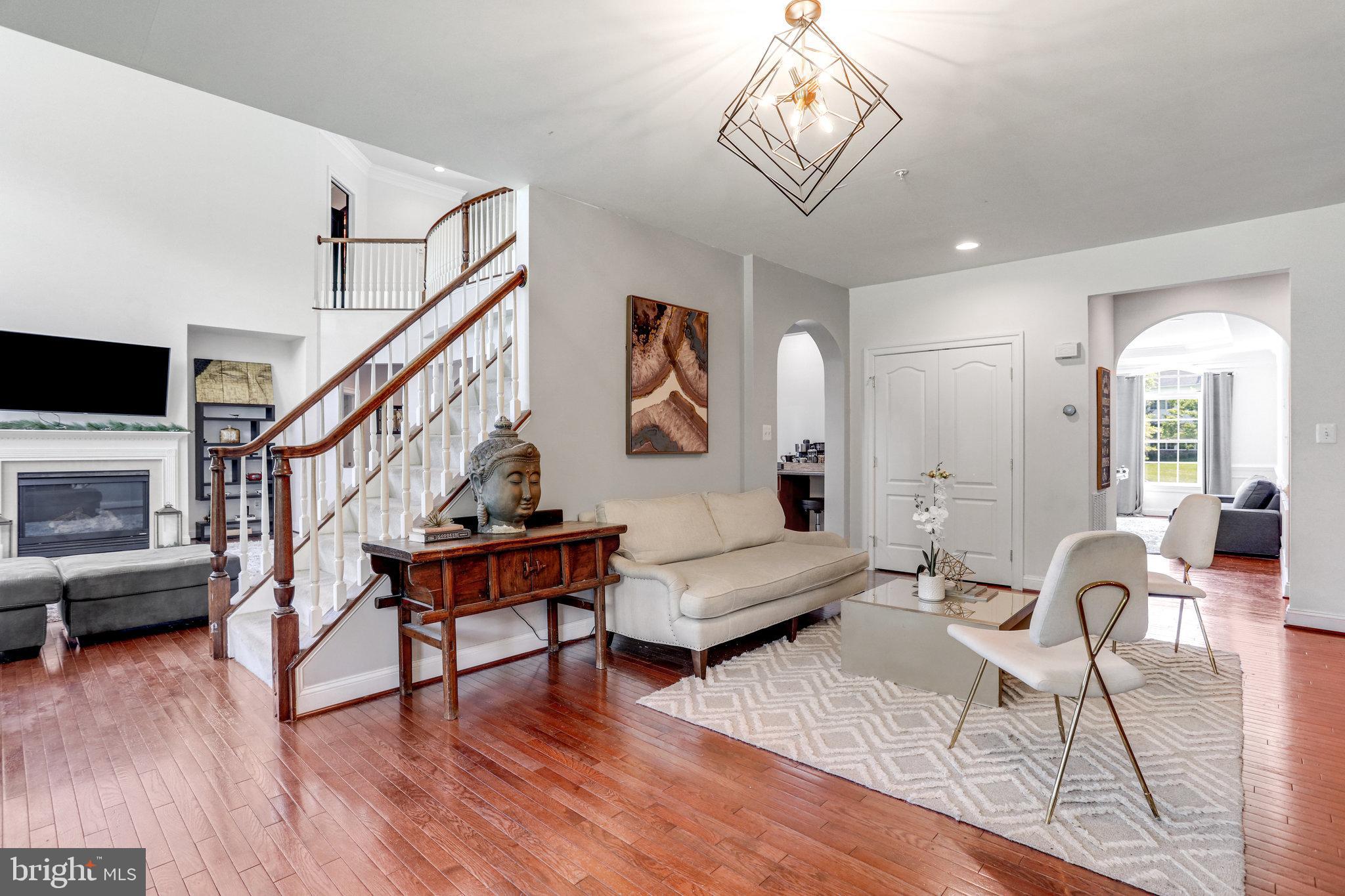 HAMPTONS AT WOODMORE - Residential