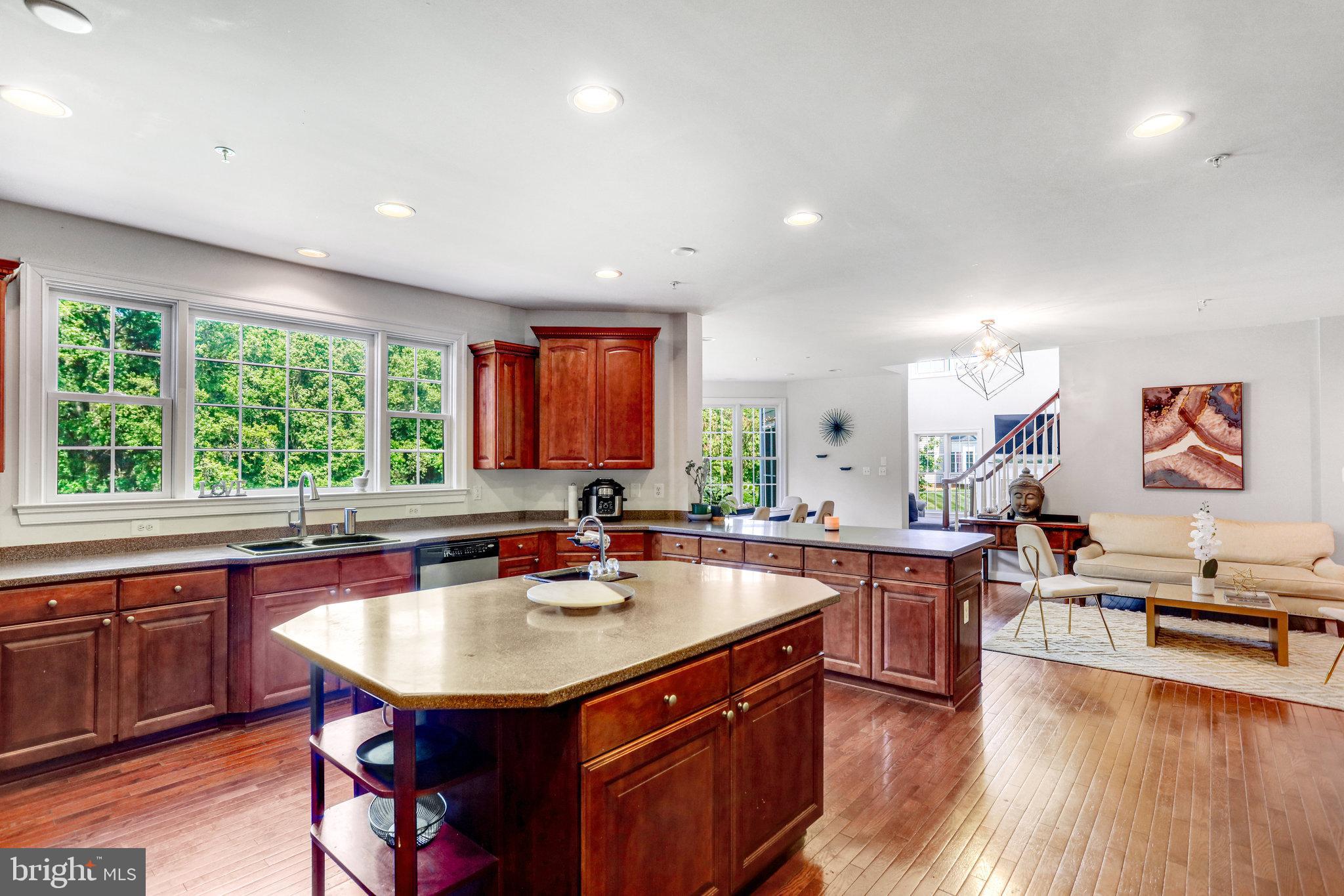 HAMPTONS AT WOODMORE - Residential