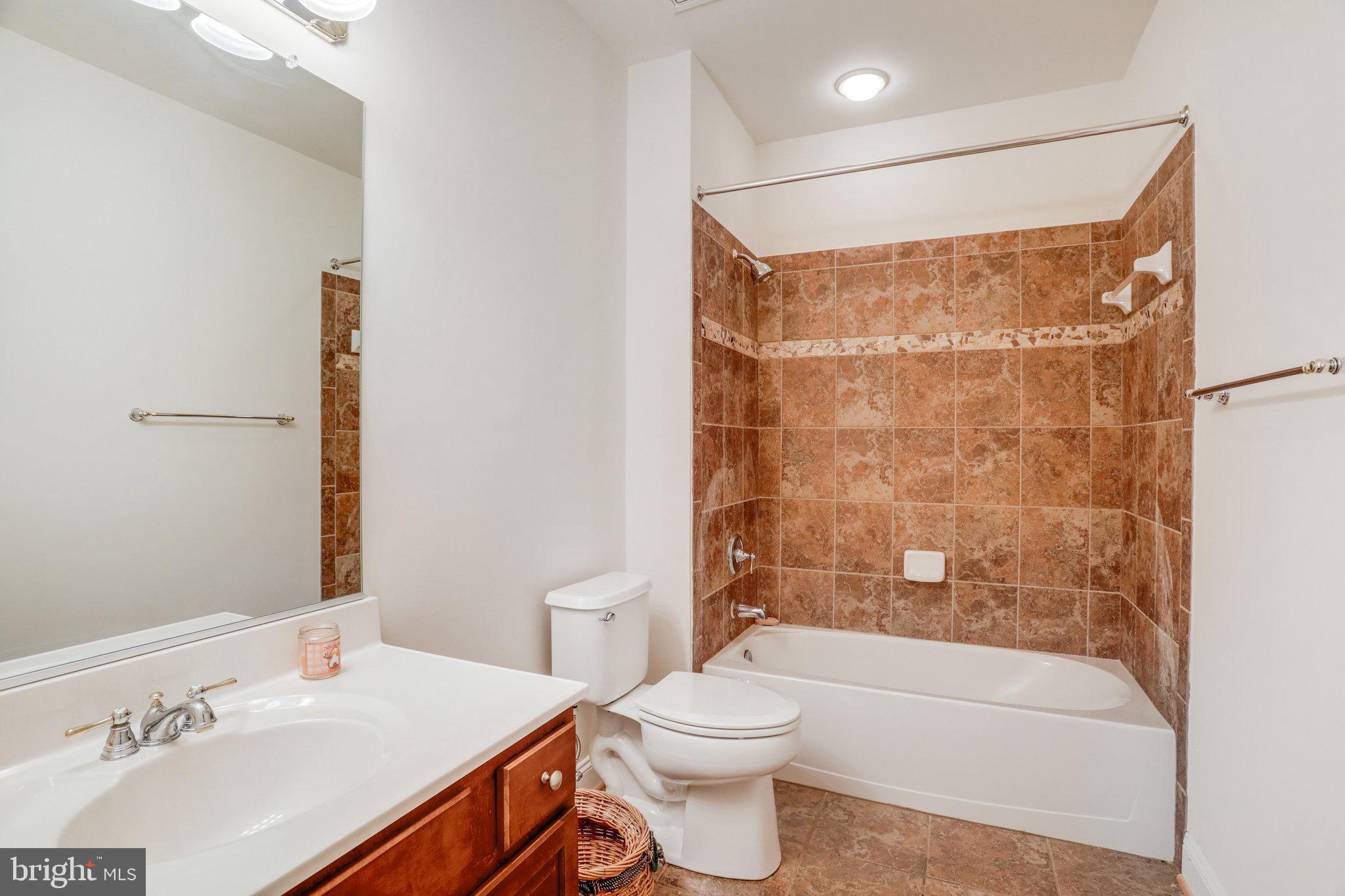 HAMPTONS AT WOODMORE - Residential