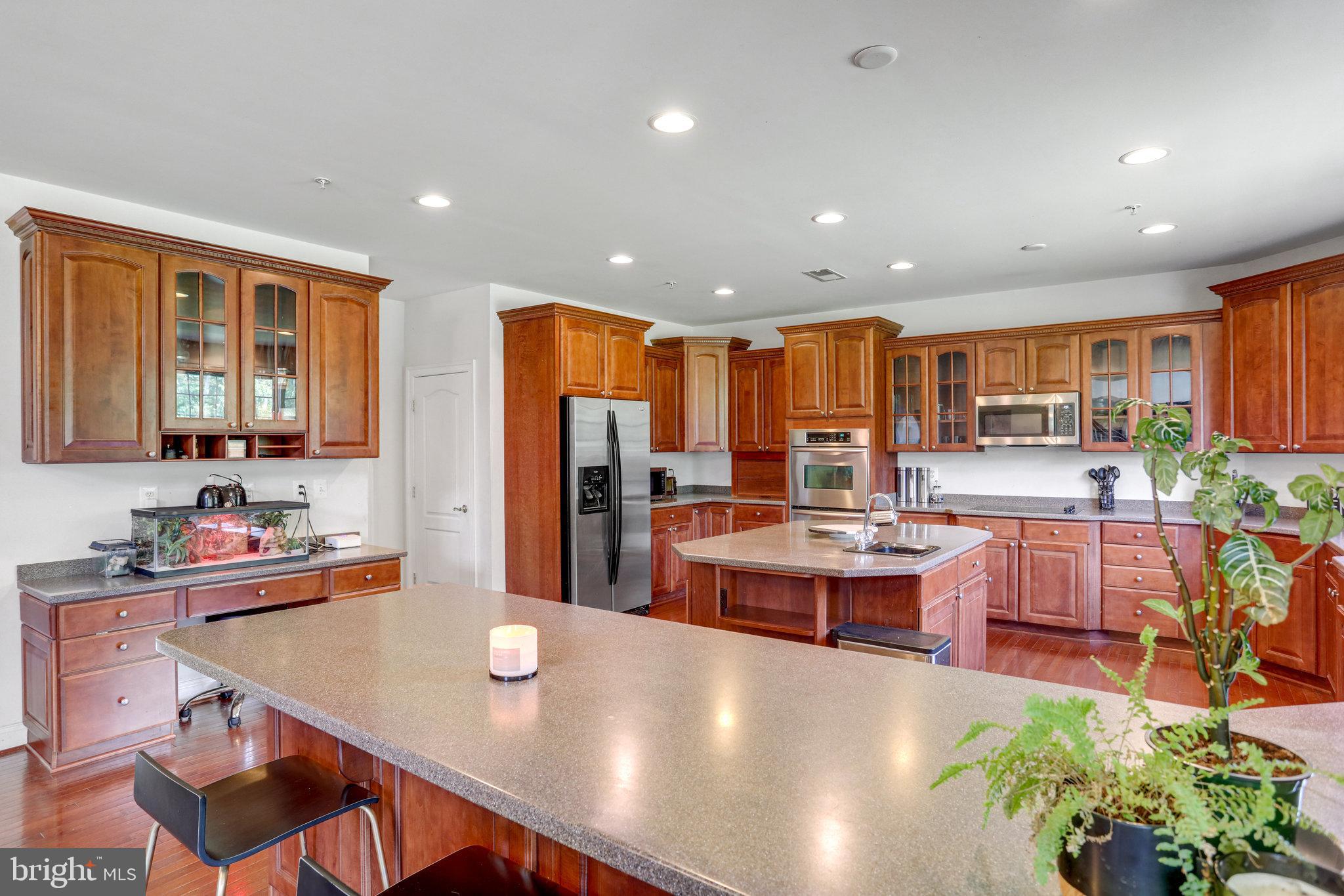 HAMPTONS AT WOODMORE - Residential