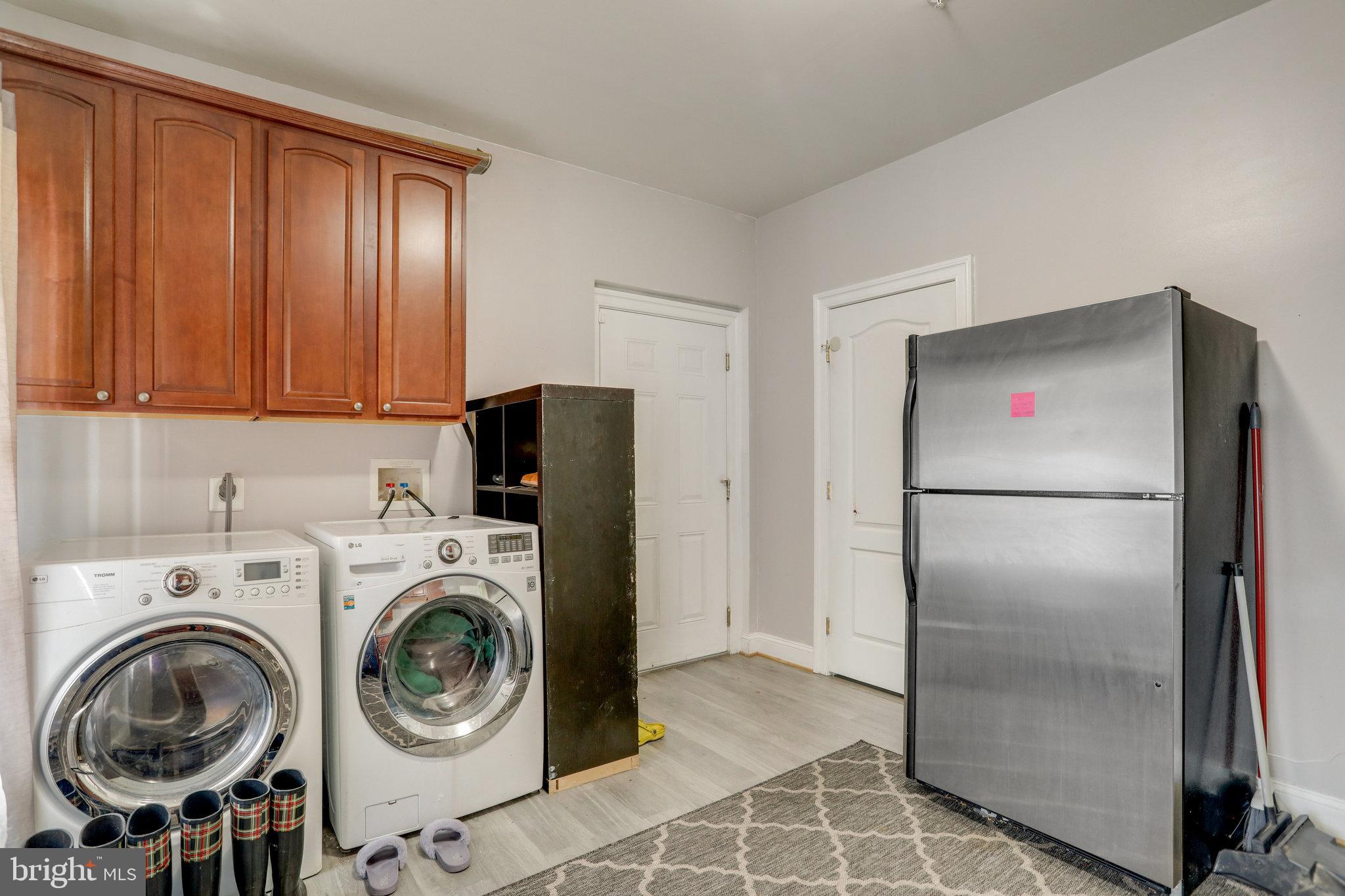 HAMPTONS AT WOODMORE - Residential