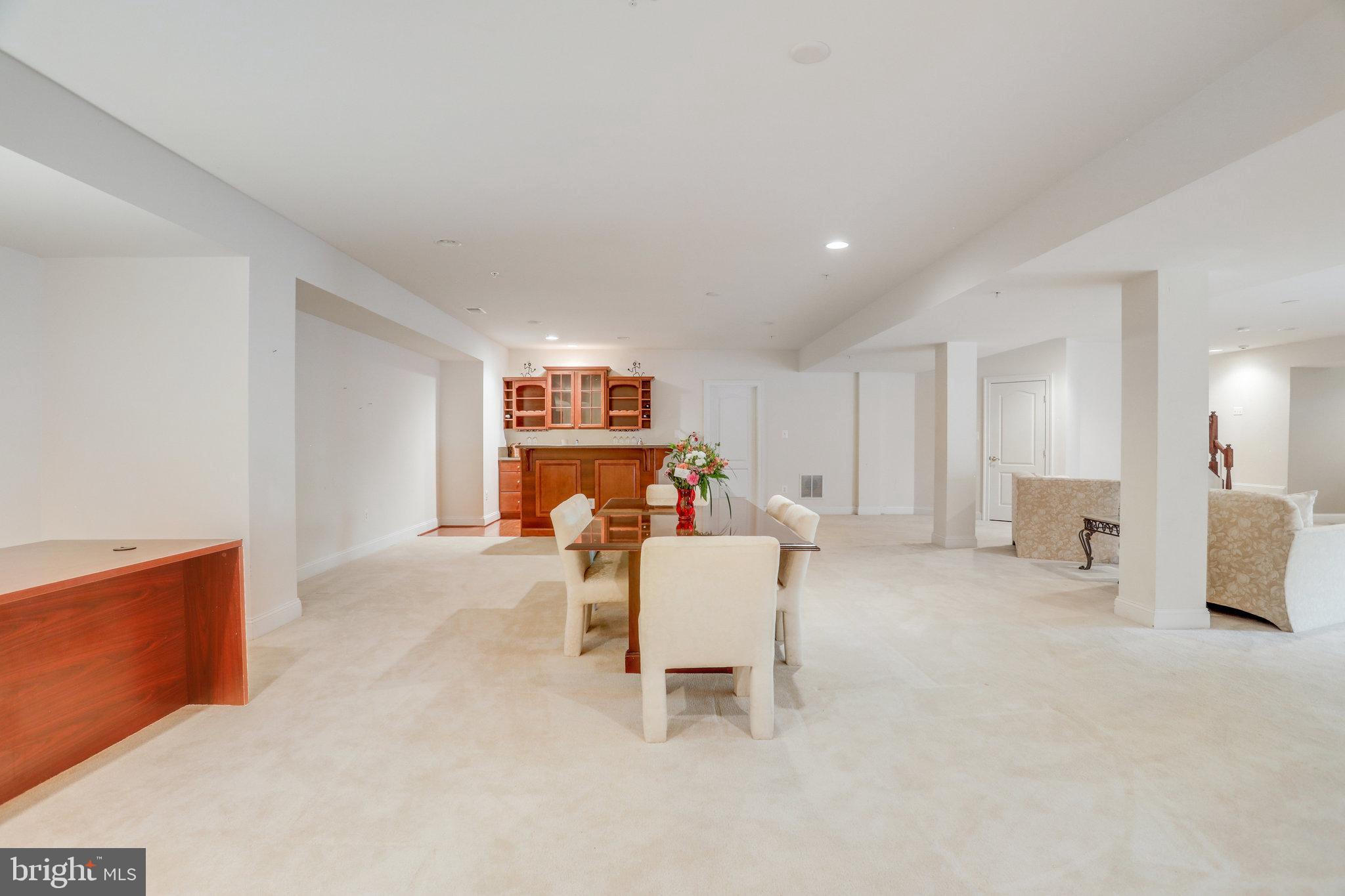 HAMPTONS AT WOODMORE - Residential