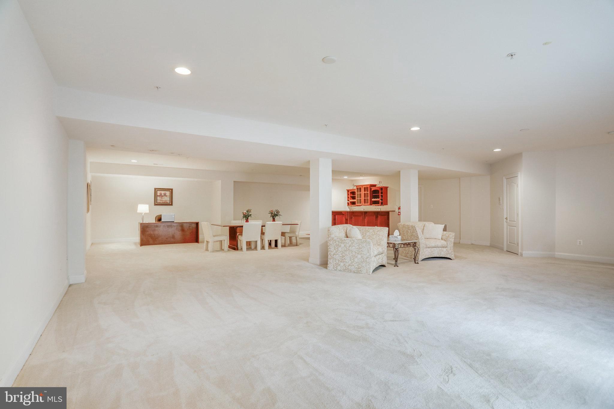 HAMPTONS AT WOODMORE - Residential