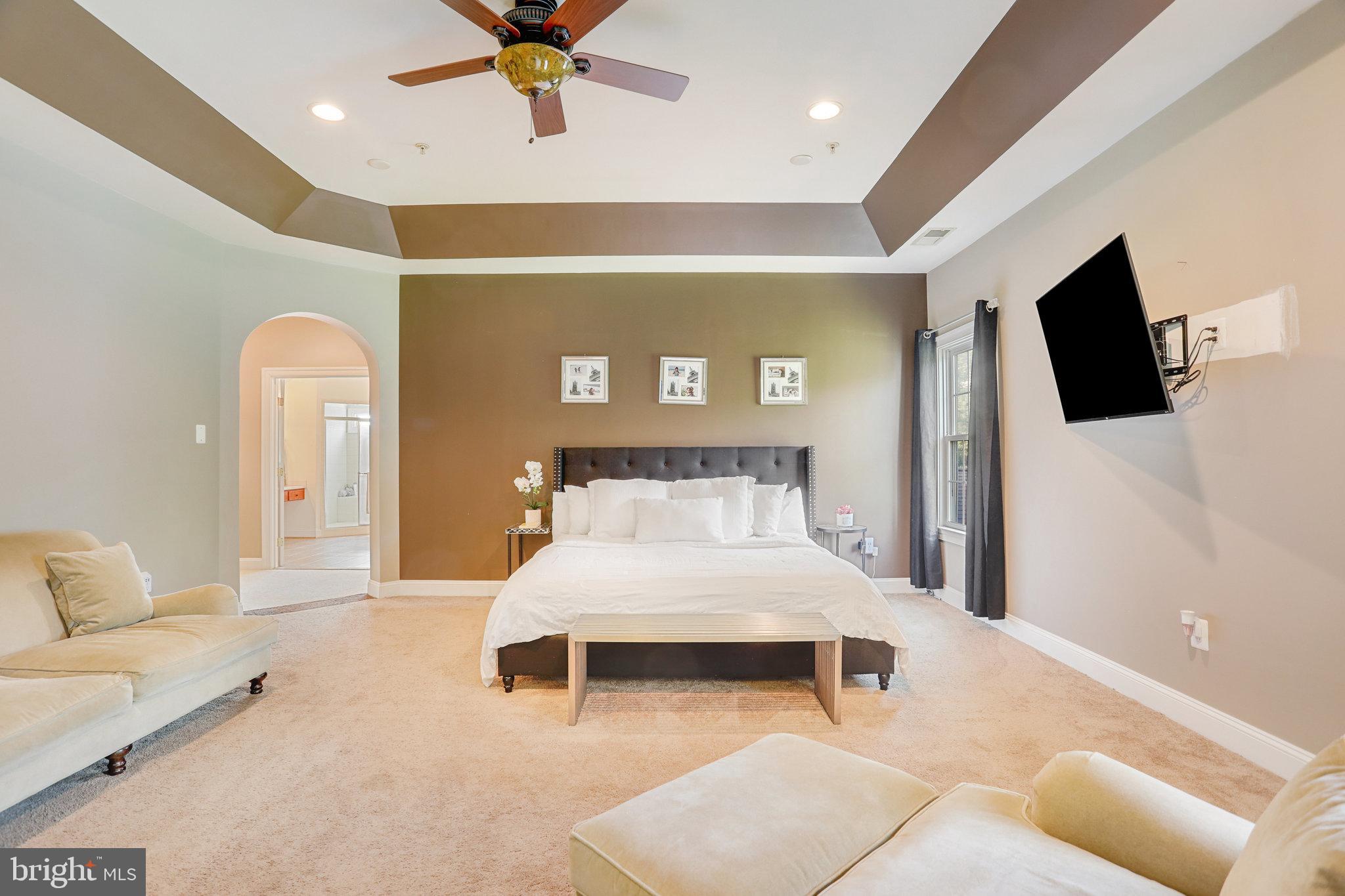 HAMPTONS AT WOODMORE - Residential