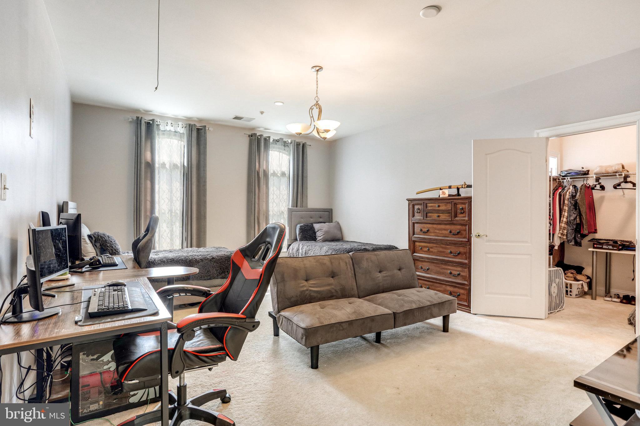 HAMPTONS AT WOODMORE - Residential