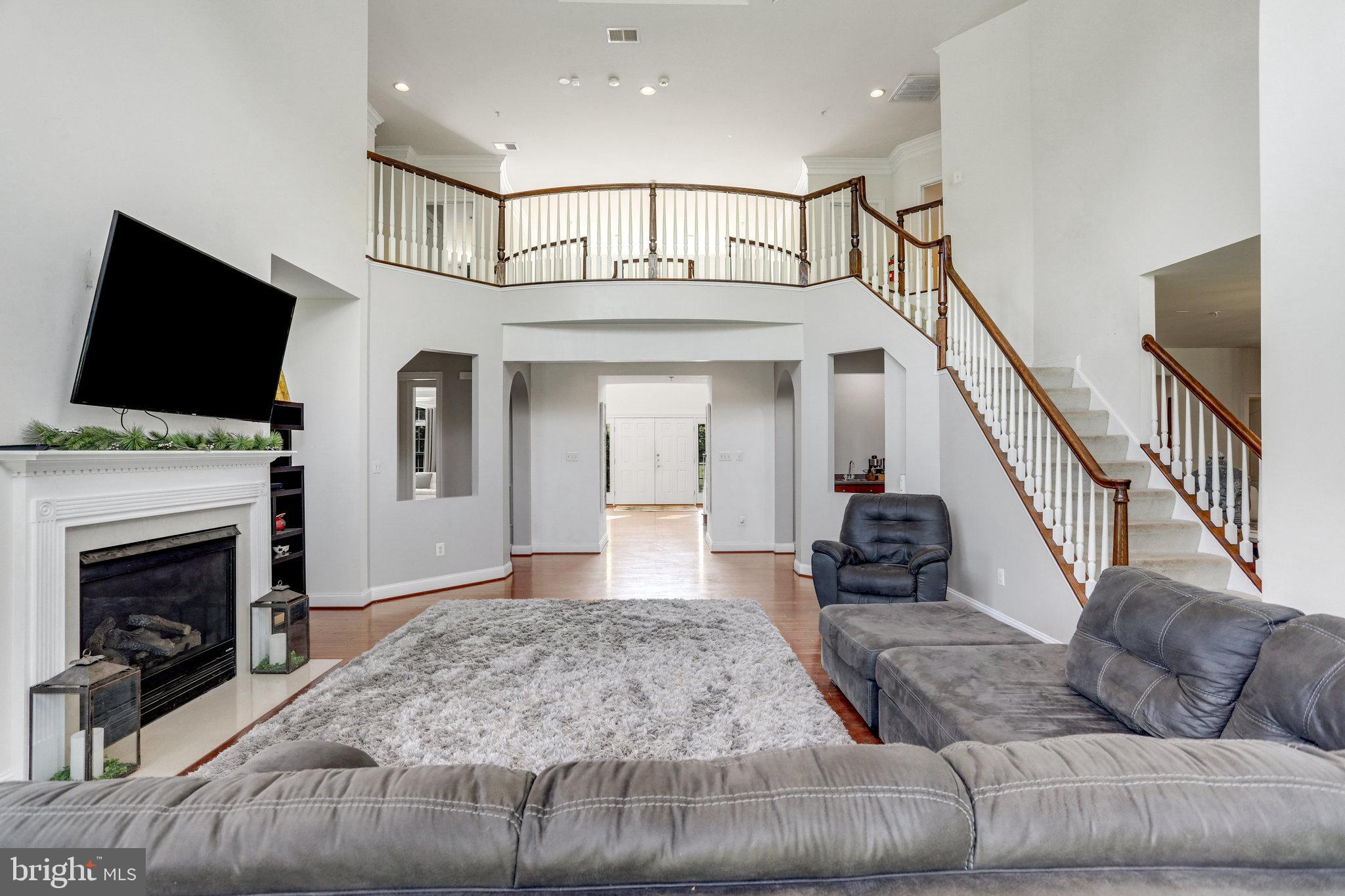 HAMPTONS AT WOODMORE - Residential