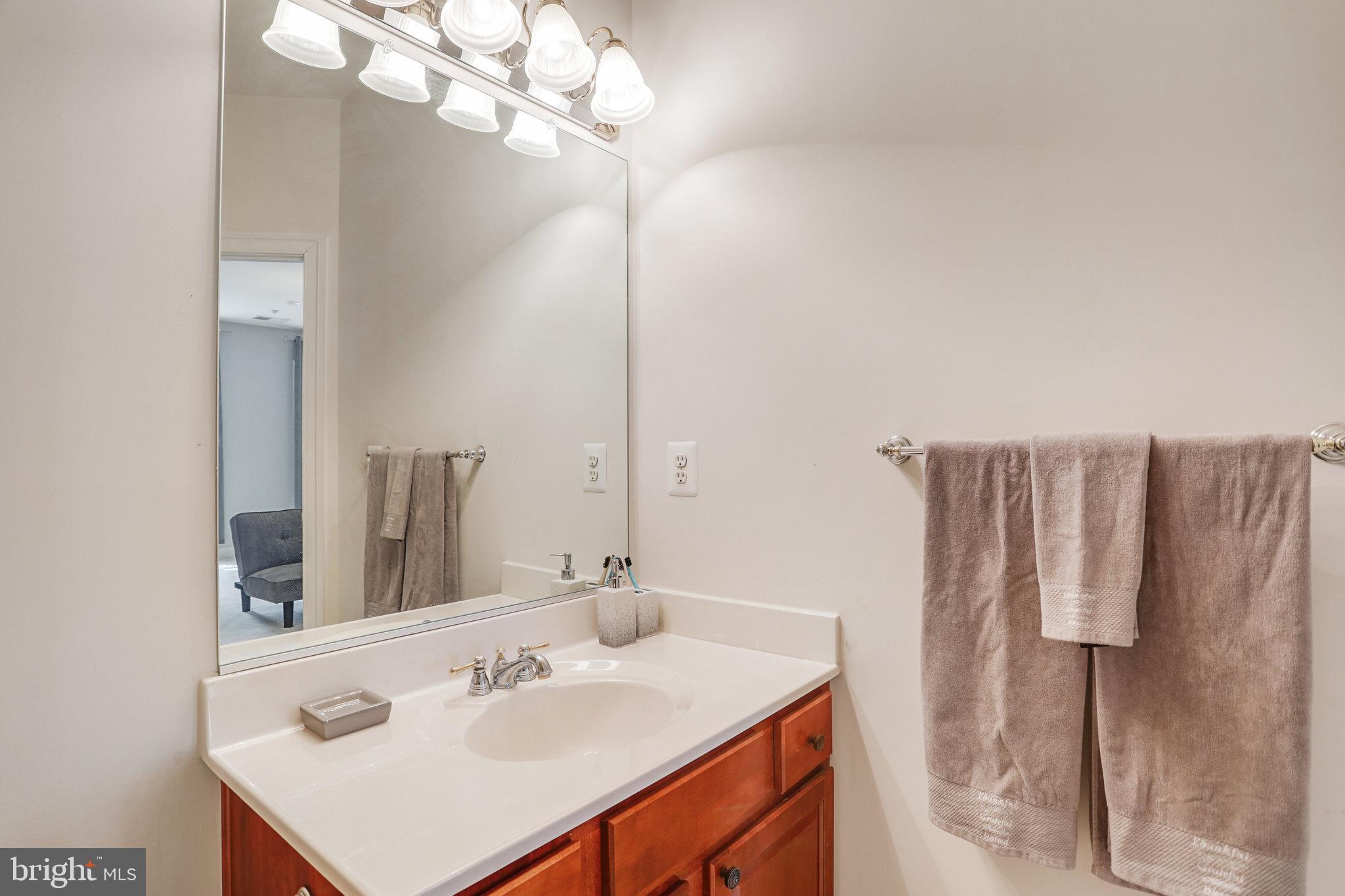 HAMPTONS AT WOODMORE - Residential