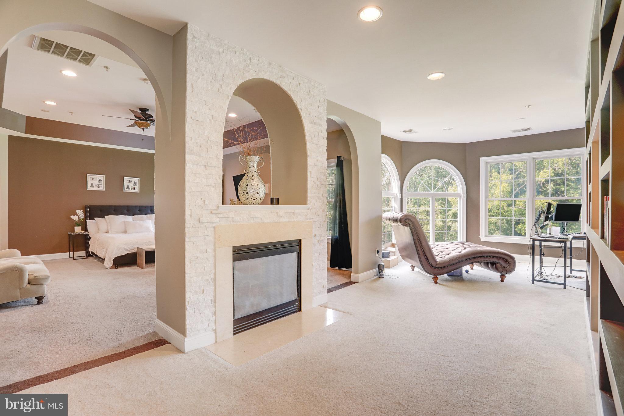 HAMPTONS AT WOODMORE - Residential