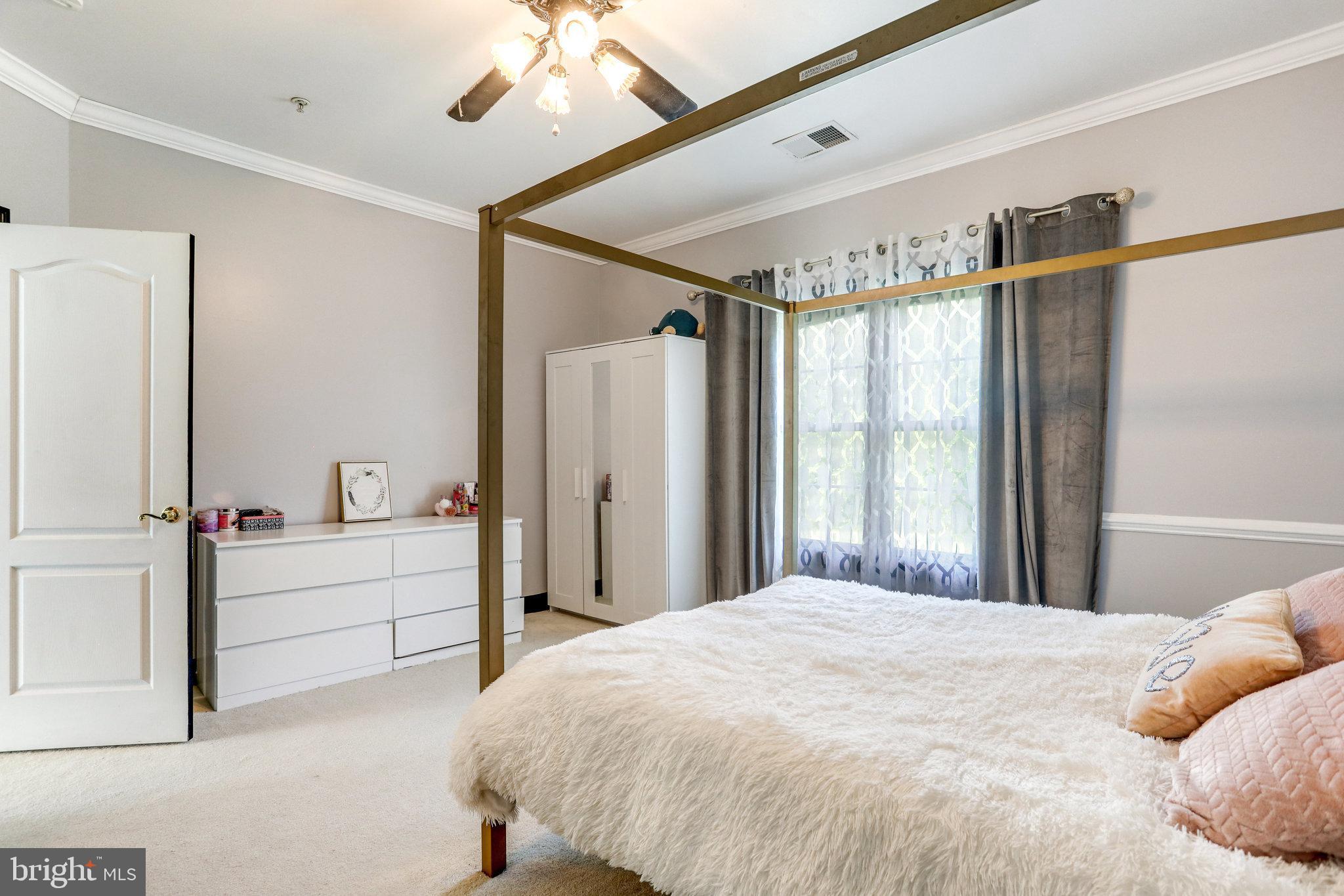 HAMPTONS AT WOODMORE - Residential